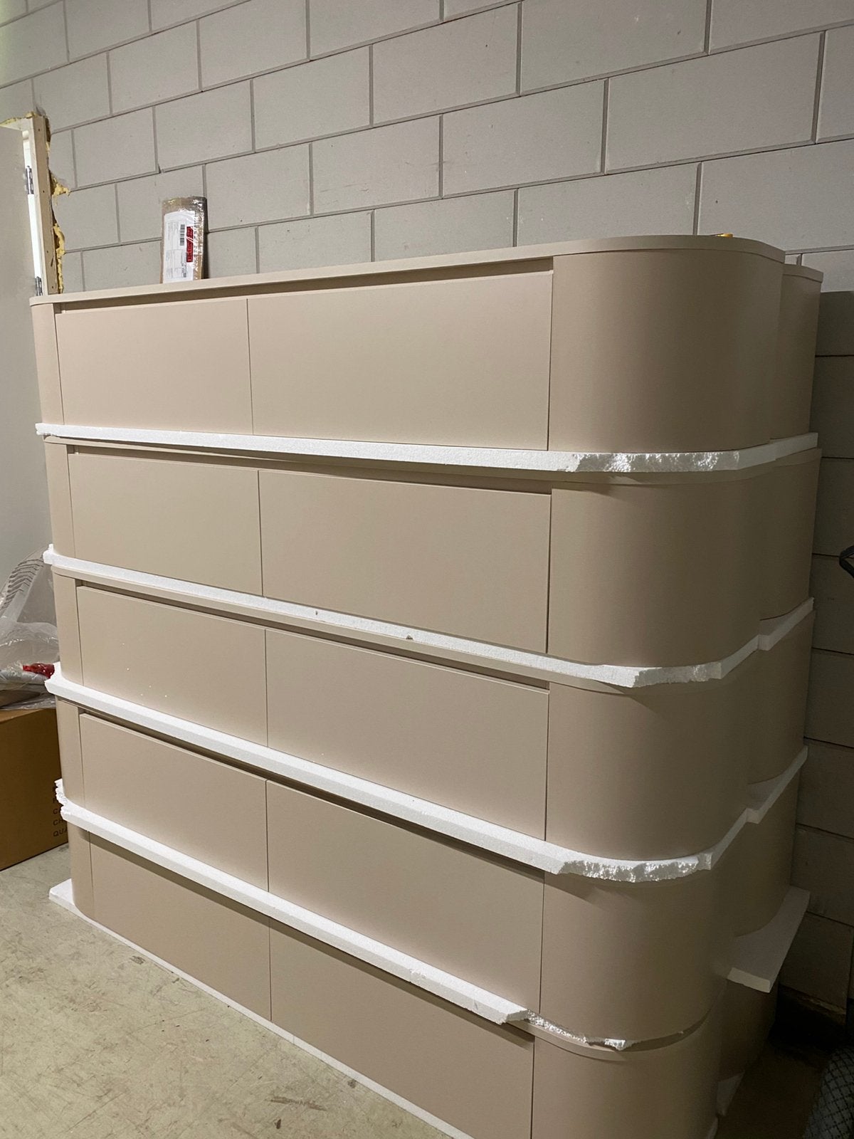Curve ronde tv meubel 180cm - japandi beige, Huis en Inrichting, Kasten | Televisiemeubels, Ophalen, 150 tot 200 cm, Zo goed als nieuw