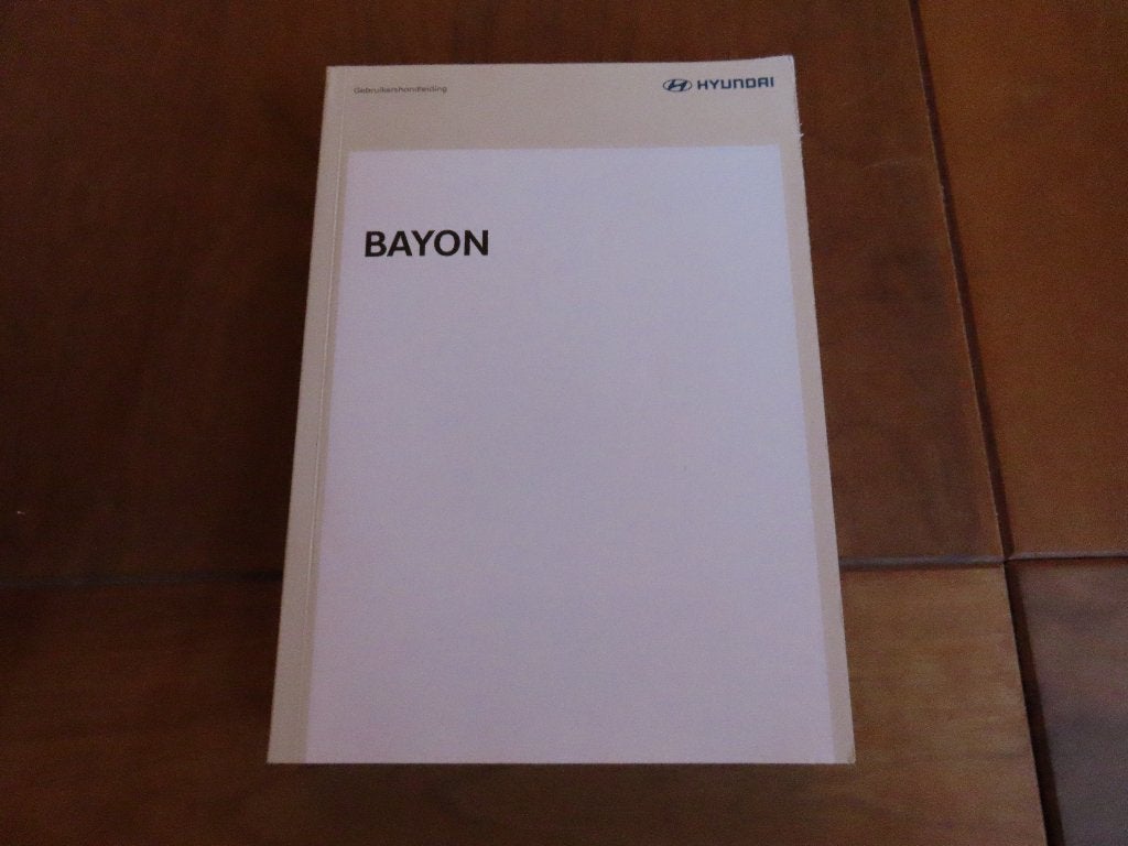 Nieuw instructieboek Hyundai Bayon 2021, ca 600 blz, Auto diversen, Ophalen of Verzenden