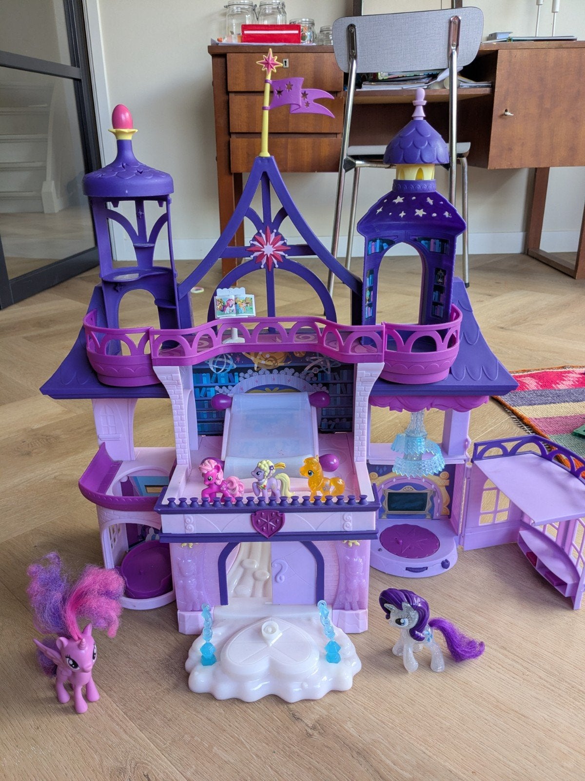 My Little Pony kasteel met licht en geluid, Kinderen en Baby's, Speelgoed | My Little Pony, Ophalen, Gebruikt