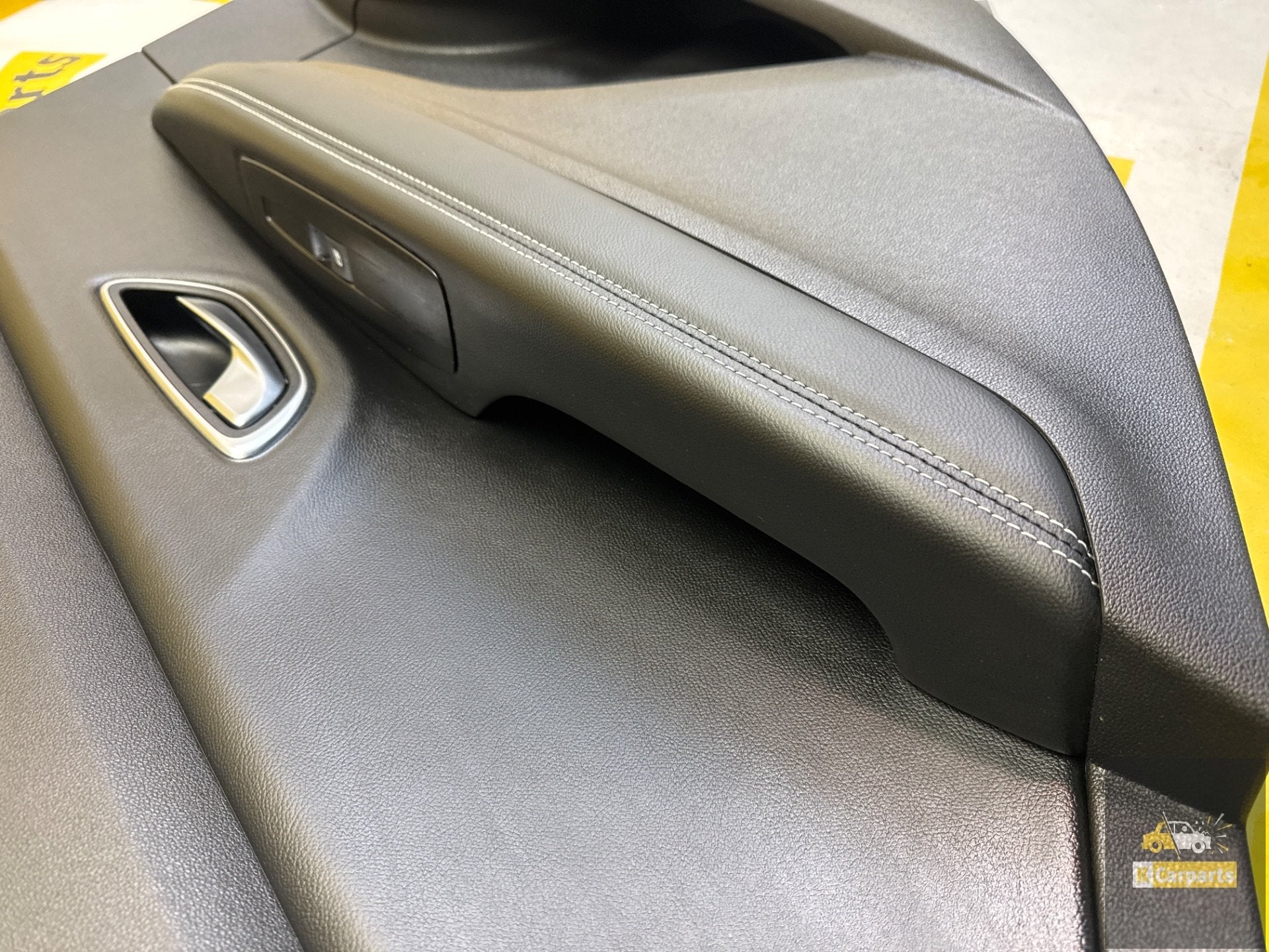 Portier bekleding LINKS ACHTER RENAULT SCENIC IV 156126092-4, Renault Group, Gebruikt, Contact.group@renault.com, Renault