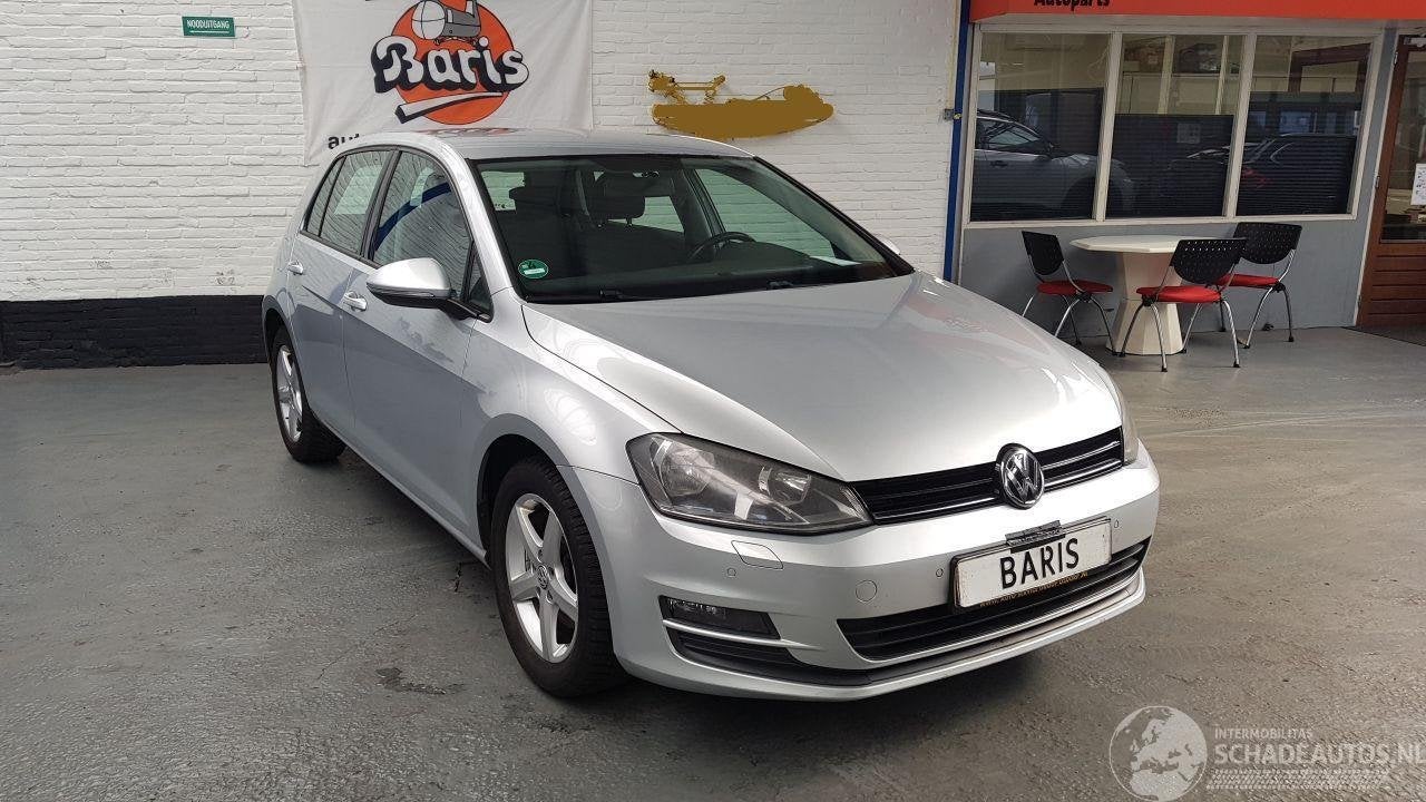 Volkswagen Golf 1.2 TSI 16V BENZ 1.197CC 77KW 105PK, Volkswagen, Volkswagen AG, Handgeschakeld, Benzine