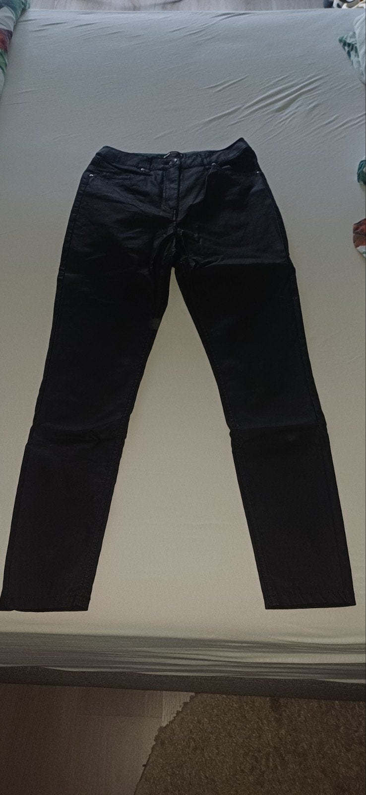 Nieuwe lederen broek maat S van NewYorker, Kleding | Dames, Spijkerbroeken en Jeans, New Yorker, Ophalen of Verzenden, Nieuw, Zwart