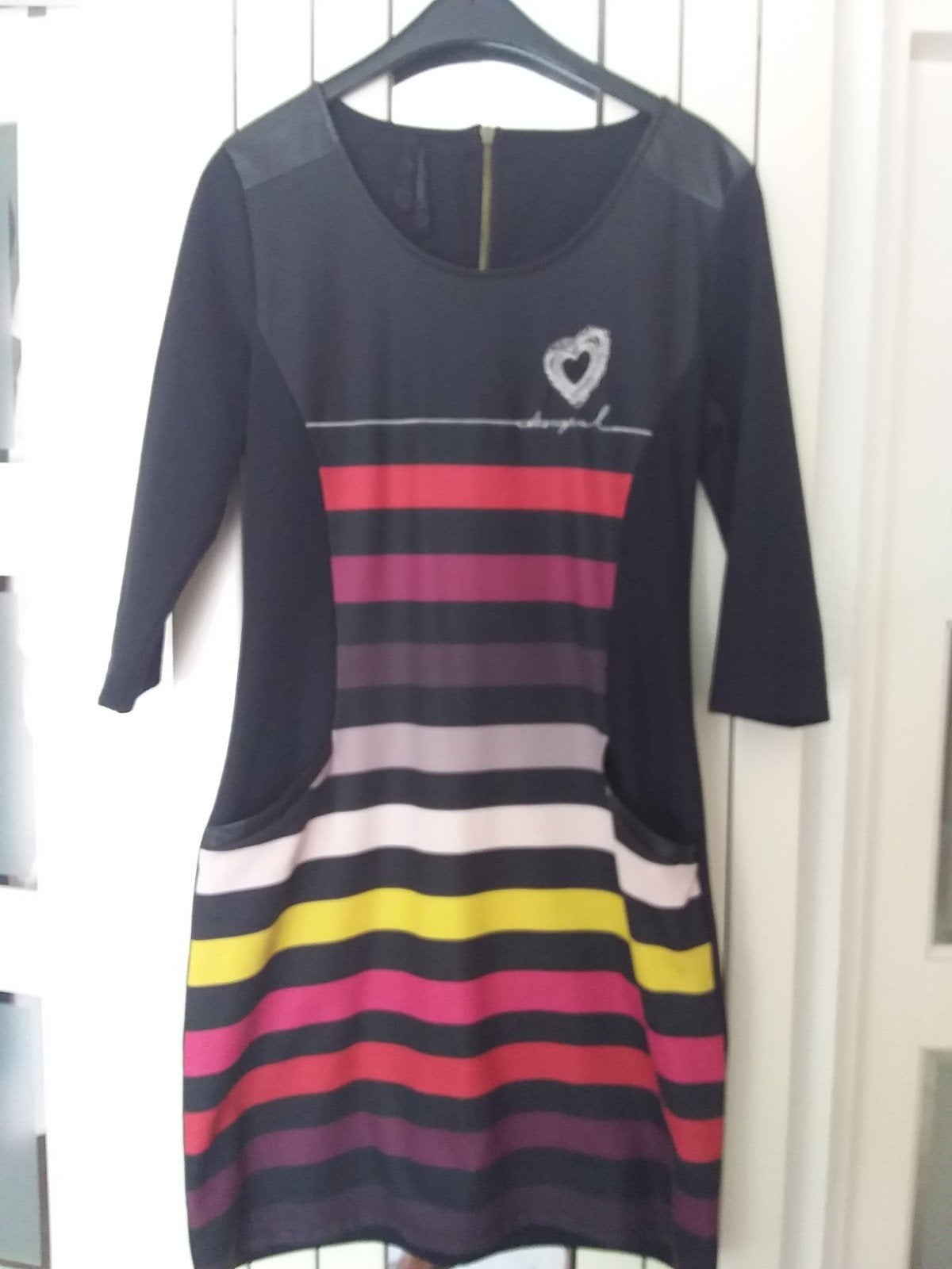 Desiqual jurk maat 38, Kleding | Dames, Jurken, Maat 38/40 (M), Zwart, Ophalen of Verzenden, Zo goed als nieuw