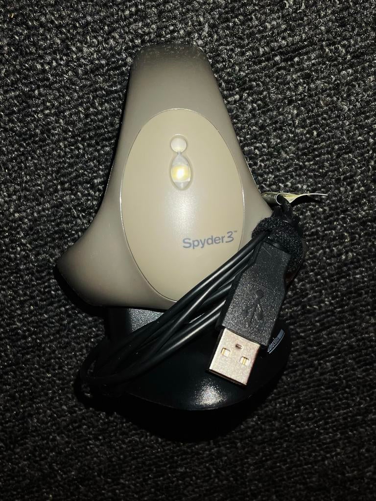 Datacolor Spyder3 monitorkalibrator - Werkend, Computers en Software, Monitoren, Gebruikt, 60 Hz of minder, LED, Ophalen of Verzenden