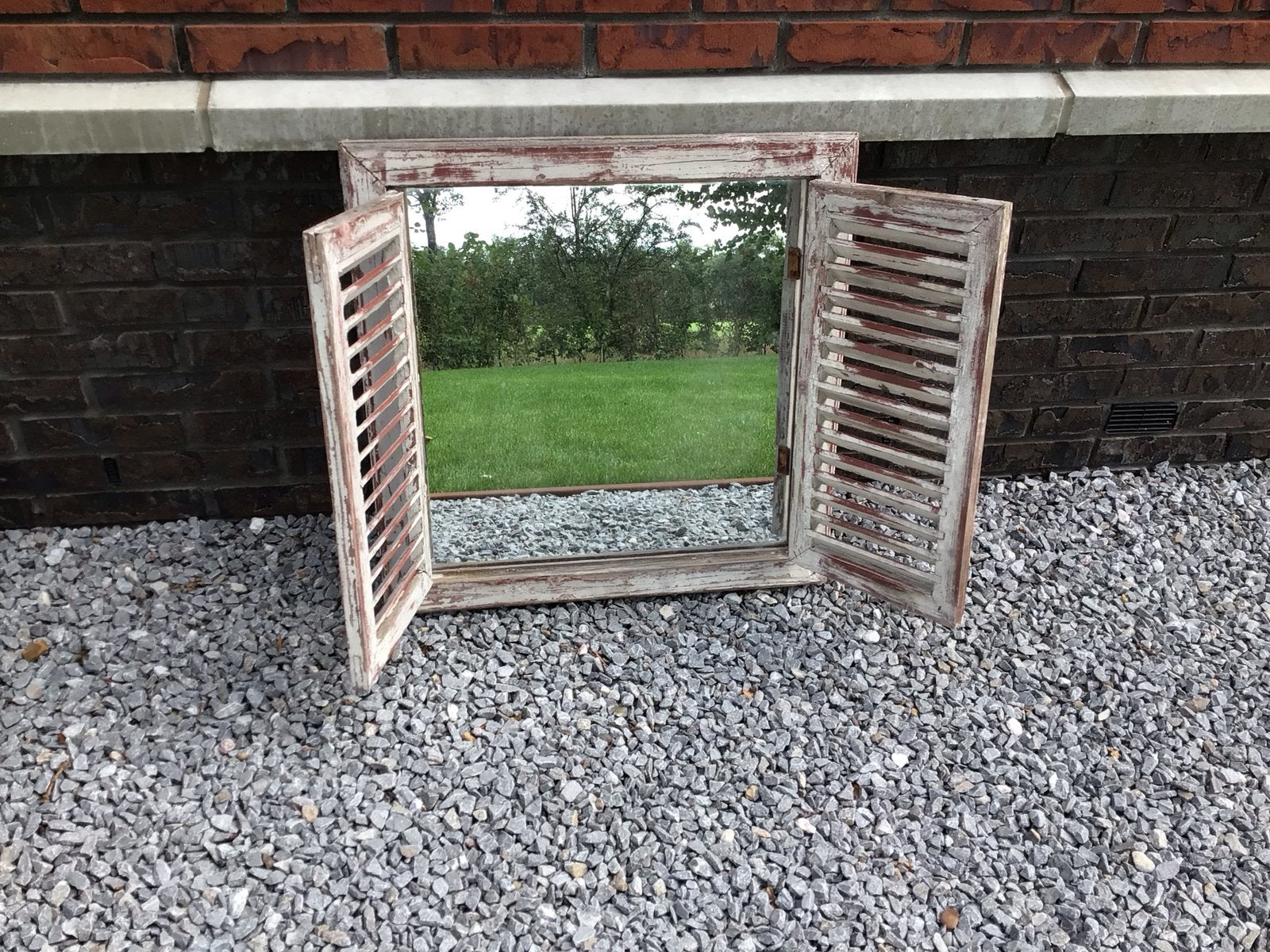 Brocante Buitenspiegel met Luiken - Rustieke Tuindecoratie, Ophalen