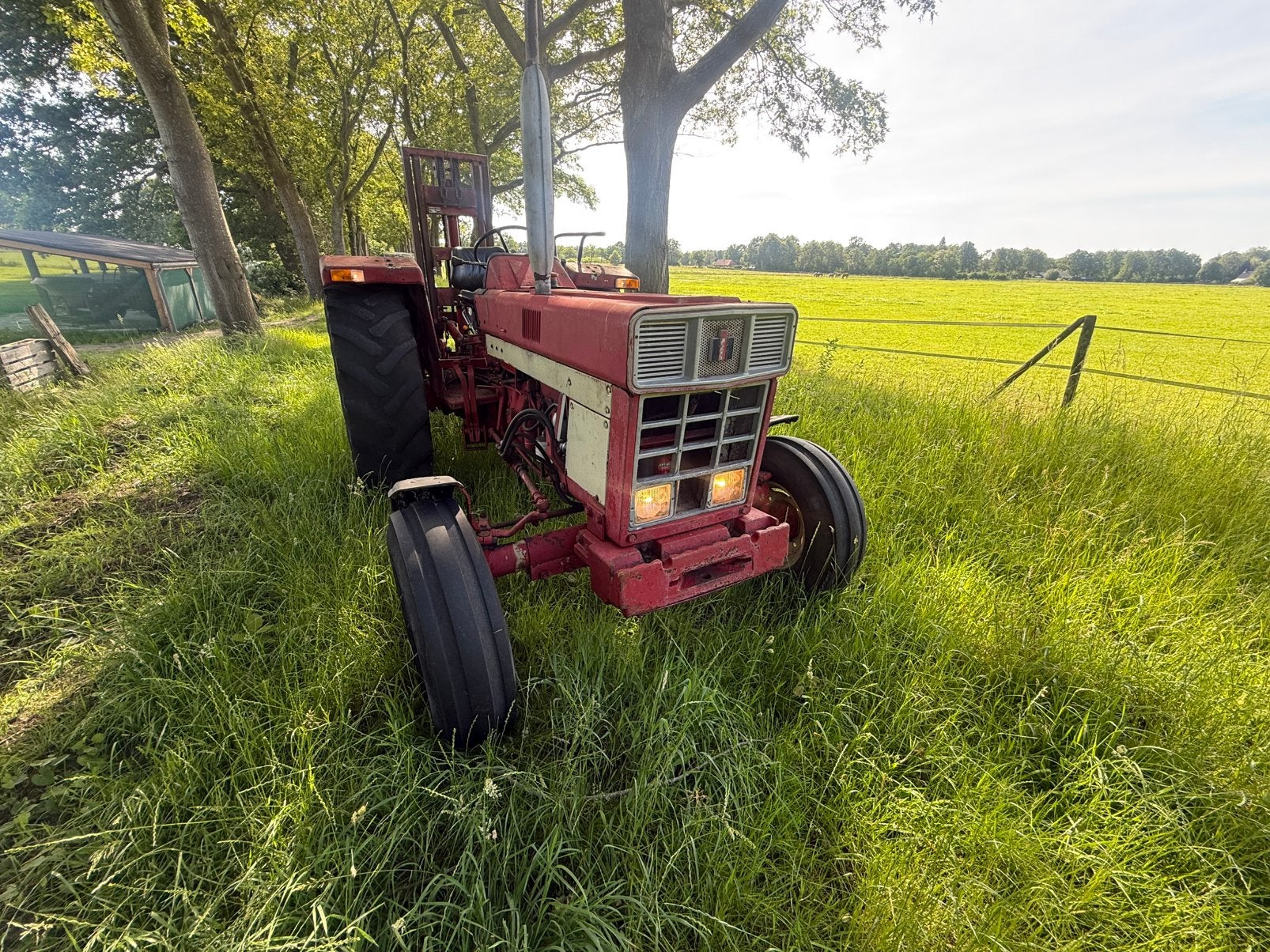 International 644, Zakelijke goederen, Agrarisch | Tractoren, Case IH, tot 80 Pk, Gebruikt, Ophalen