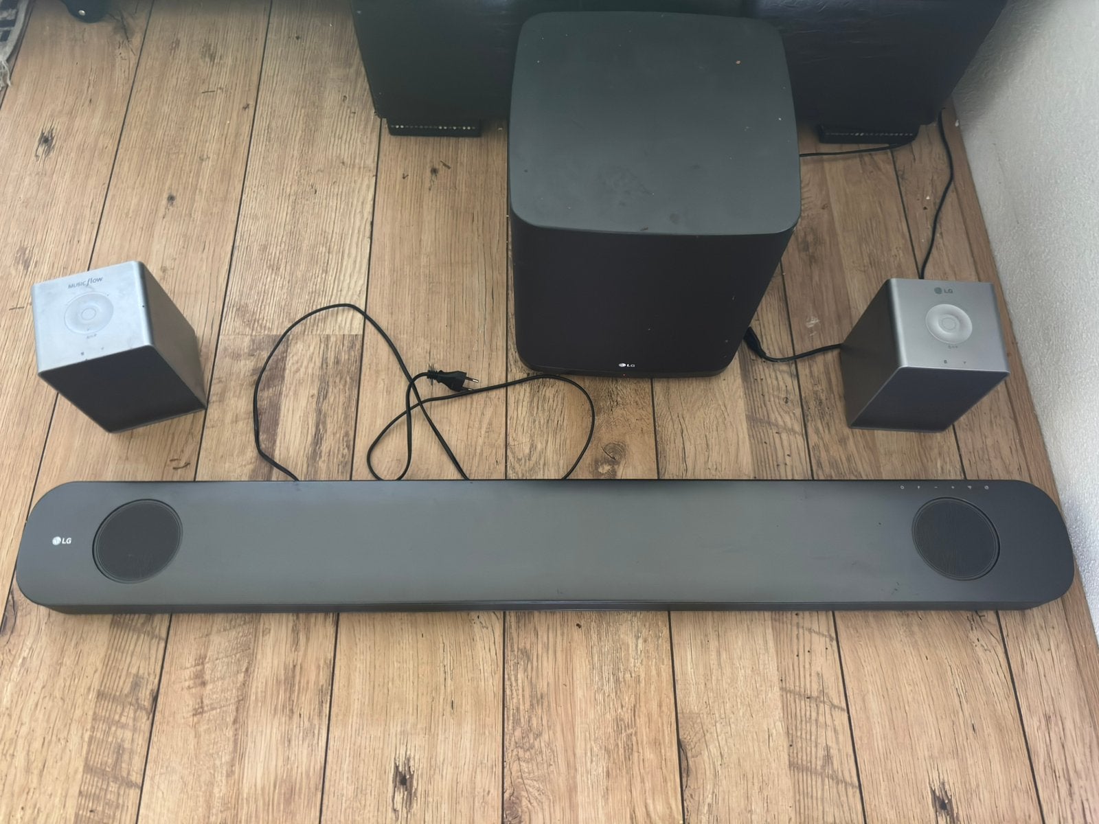 LG SJ9 Soundbar 5:2:1 en Rear H3, Soundbar, 70 watt of meer, Zo goed als nieuw, Overige spelers