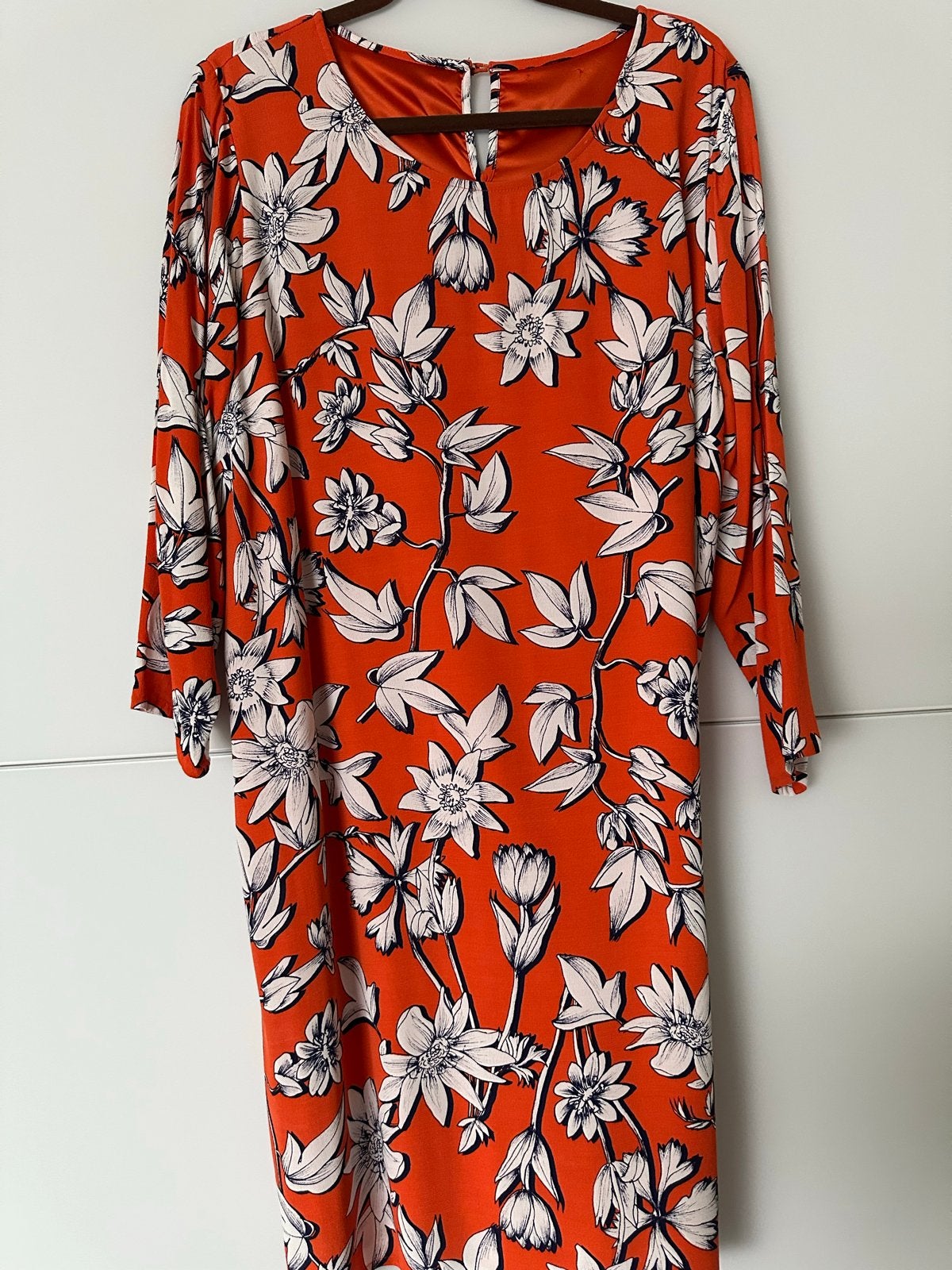 Esqualo jurk met bloemenprint - Oranje, wit, zwart, Kleding | Dames, Jurken, Maat 46/48 (XL) of groter, Oranje, Ophalen of Verzenden