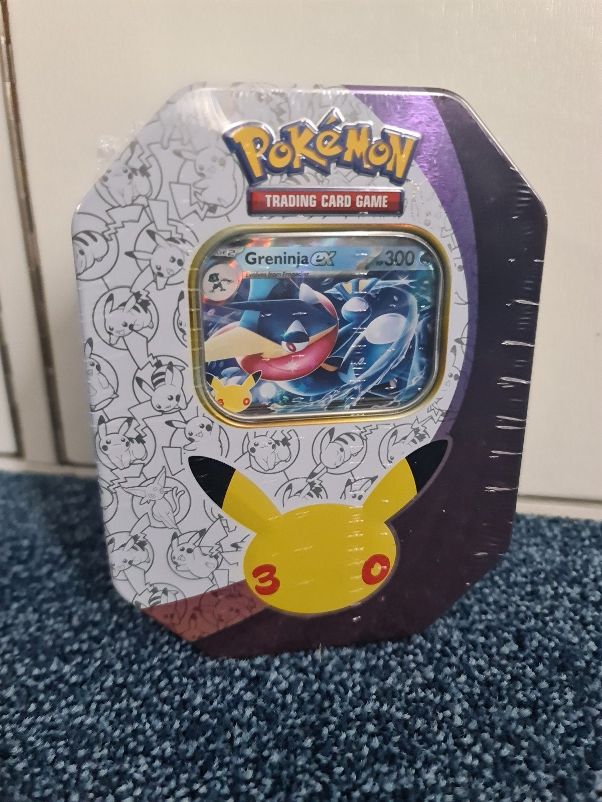 Pokémon 30th Celebration Tin Greninja EX - Nieuw, Ophalen of Verzenden, Nieuw, Overige typen