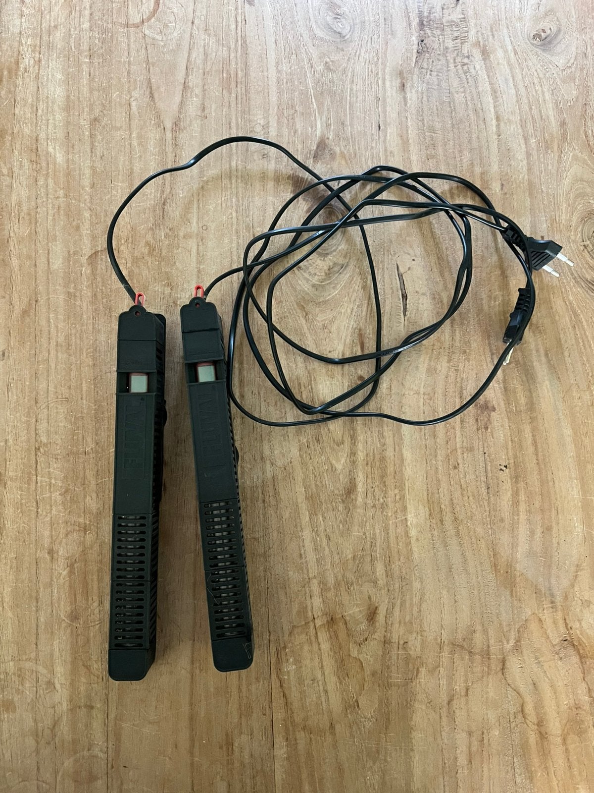 2x Fluval e verwarming heater - 200 W, Dieren en Toebehoren, Ophalen, Zo goed als nieuw, Verlichting of Verwarming