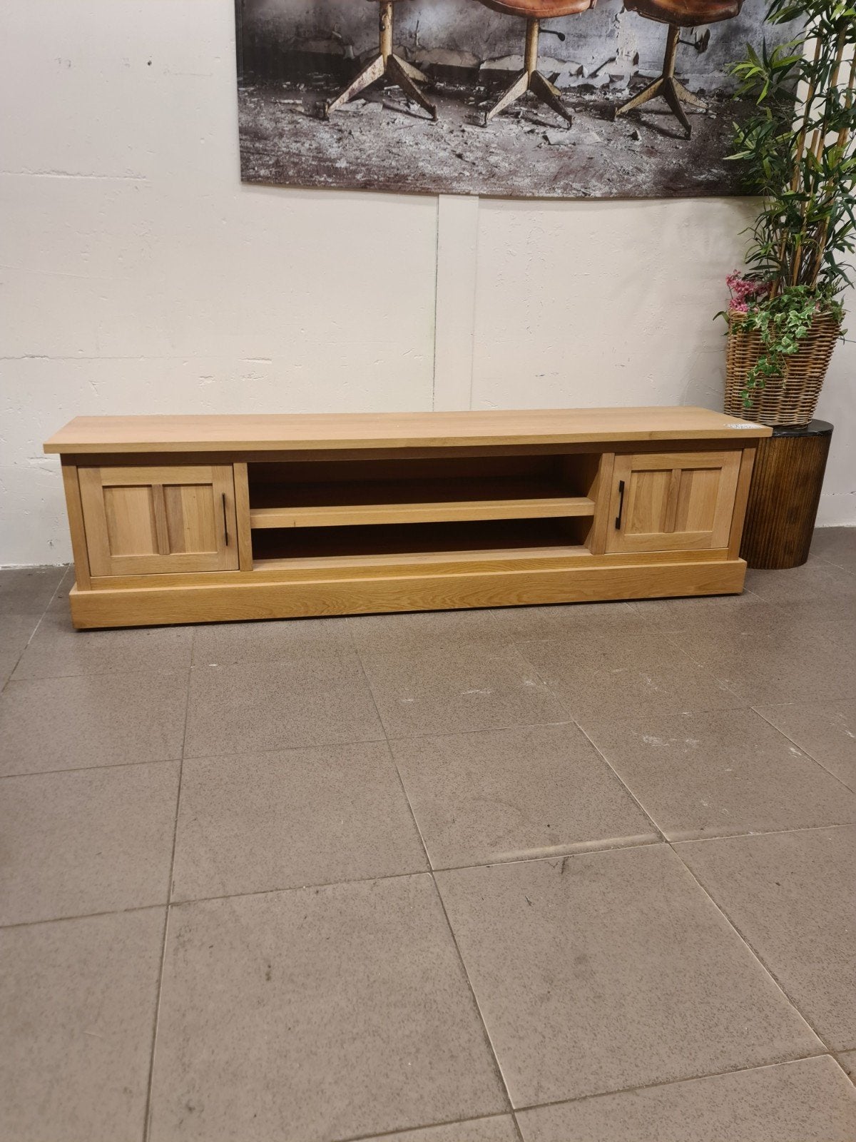 nieuw landelijk tv meubel 217x56x49cm eikenhout €495, Ophalen, Hout, ., Nieuw