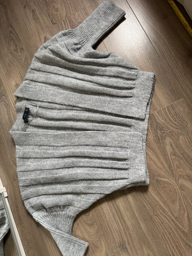 Zara gebreide trui met vleermuismouwen, maat M, Kleding | Dames, Truien en Vesten, Ophalen of Verzenden, Zo goed als nieuw, Maat 38/40 (M)
