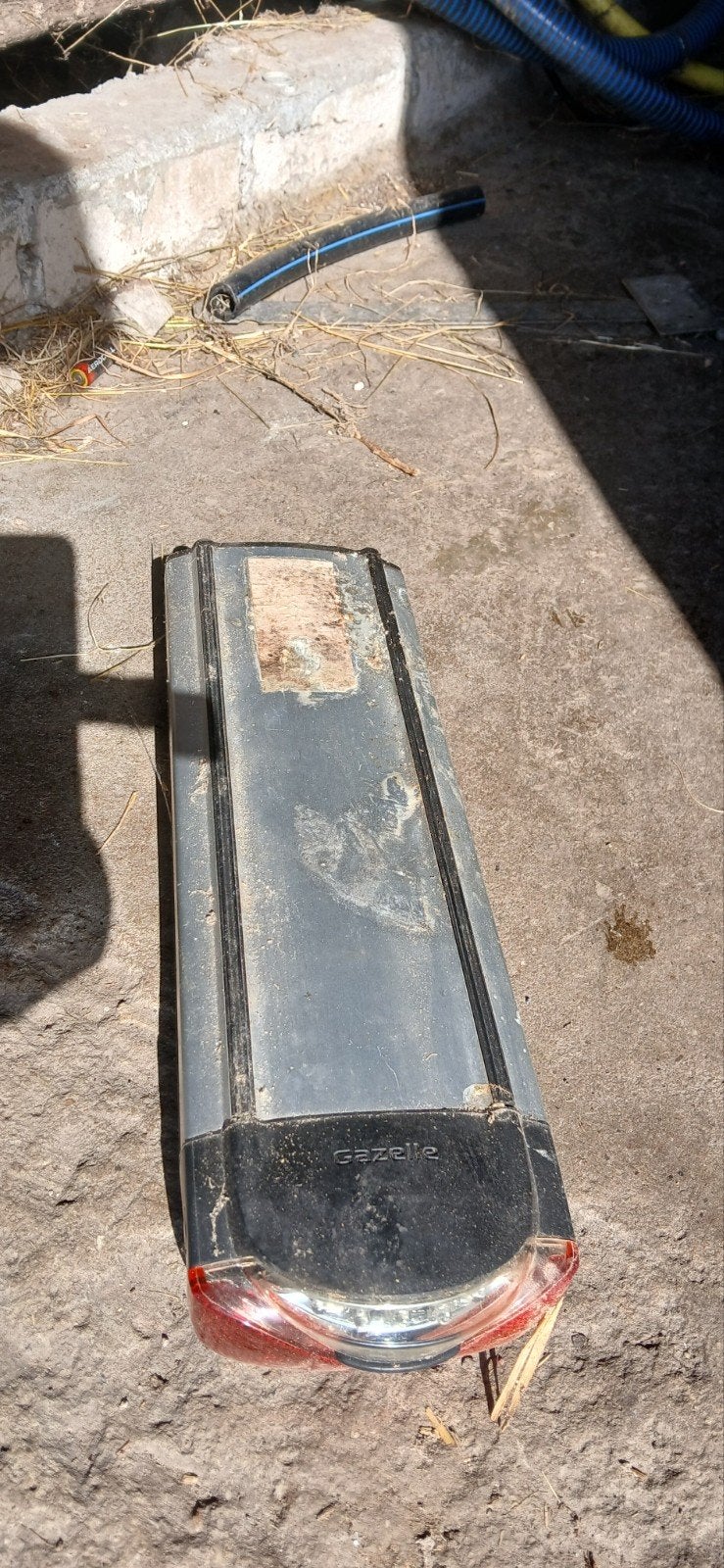 Gazelle accu en oplader, Ophalen of Verzenden, Gebruikt