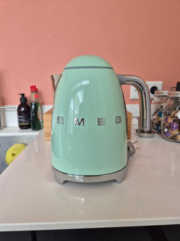 Waterkoker SMEG 1,7liter KLF03PGEU Watergroen, 1 tot 2 liter, Ophalen, Zo goed als nieuw