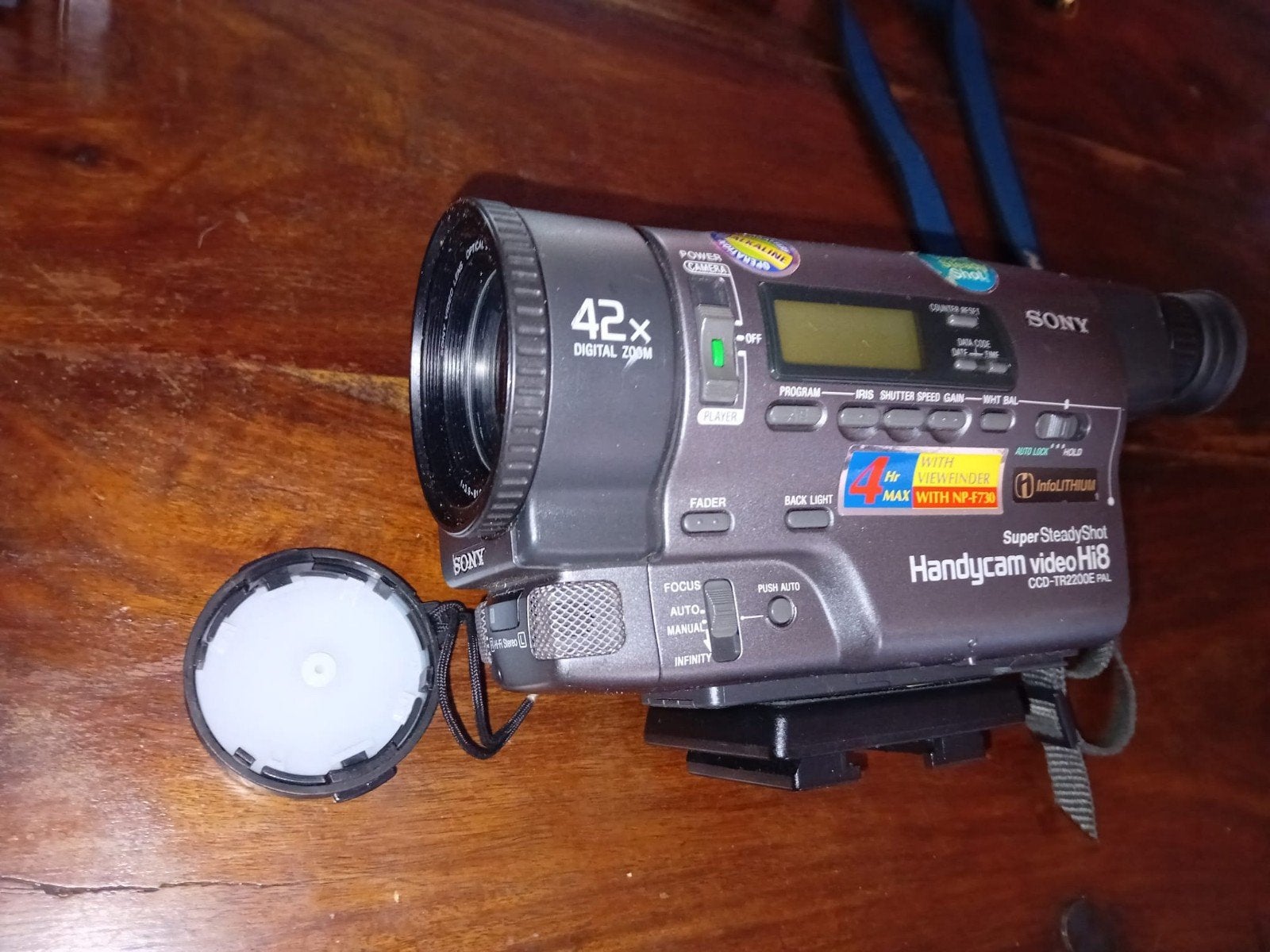Sony Handycam Hi8 CCD-TRV208E met accessoires, Ophalen of Verzenden, Hi 8, Camera