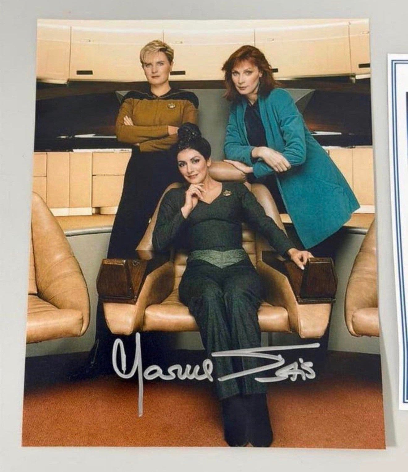 Marina Sirtis Handtekening STAR TREK The Next Generation COA, P, P, P, Ophalen of Verzenden