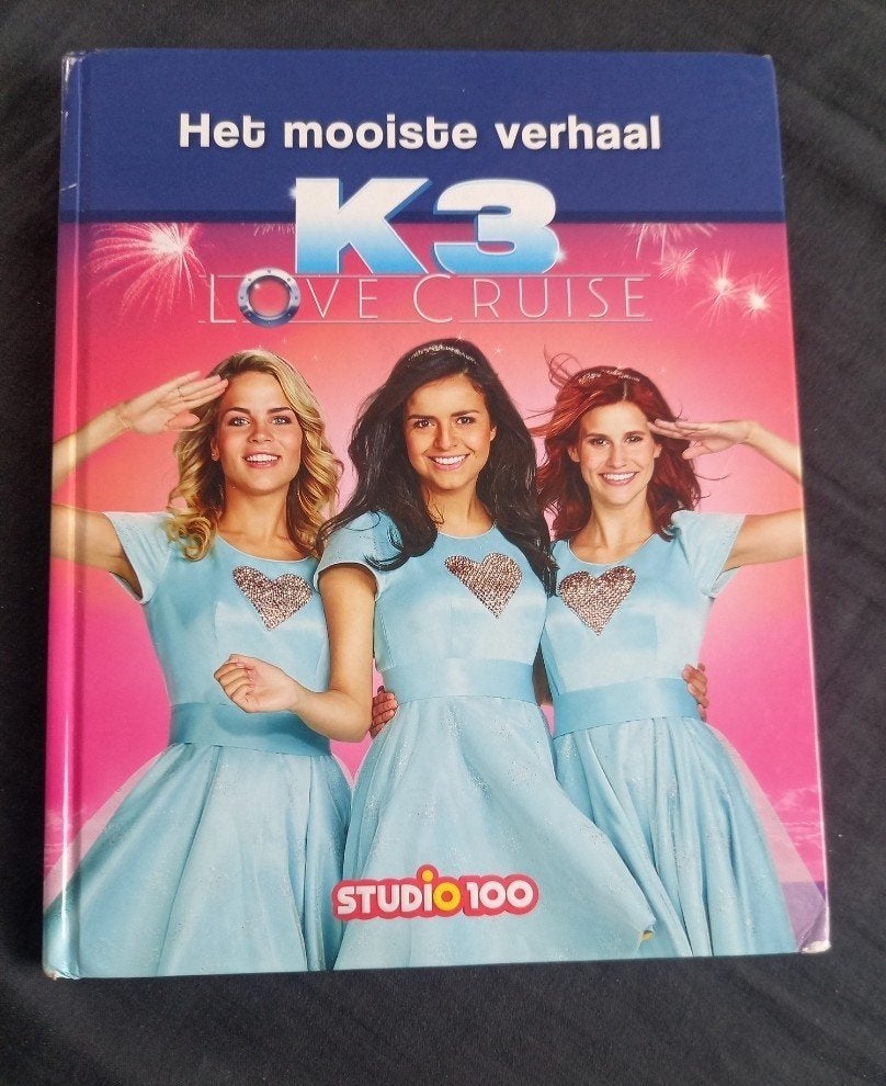 K3 Love Cruise: Het mooiste verhaal - Boek, Ophalen of Verzenden, Gelezen, Studio 100, Fictie algemeen