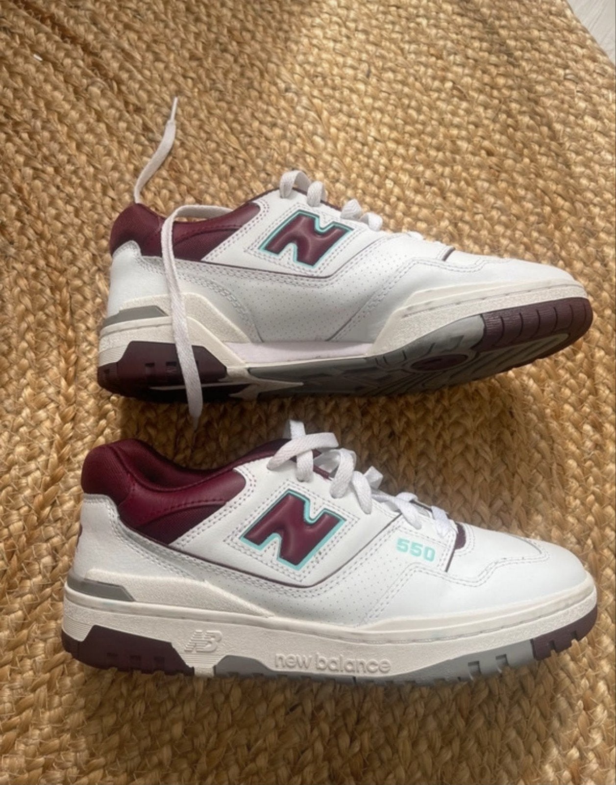 New Balance 550 Sneakers - Wit/Bordeauxrood, Wit, New Balance, Ophalen of Verzenden, Sneakers of Gympen