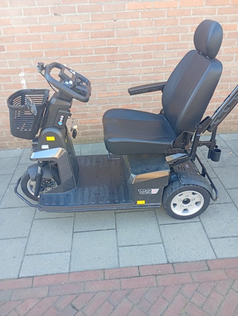 Scootmobiel, Zo goed als nieuw, 46 km of meer, 11 t/m 15 km/u, Ophalen