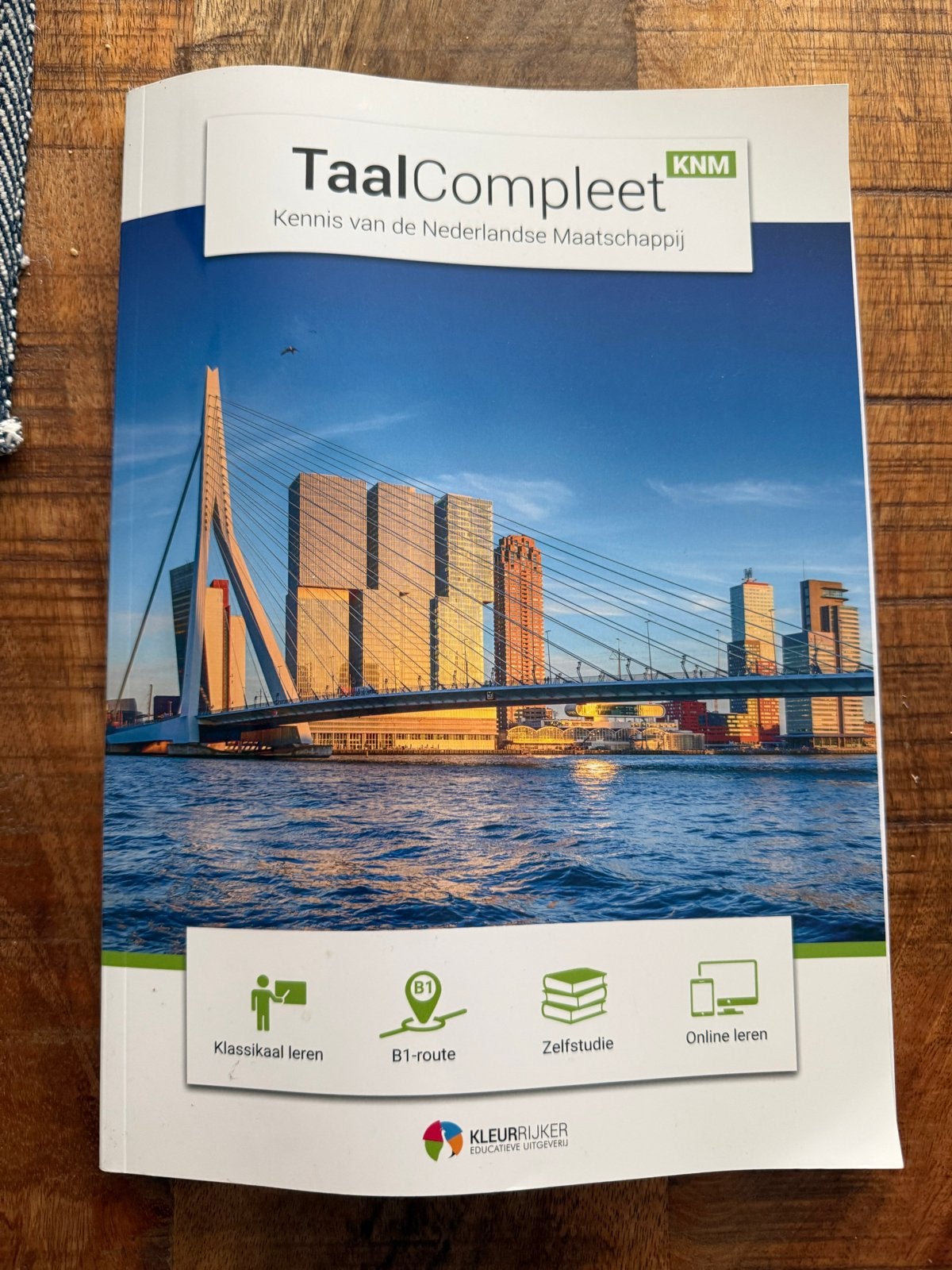 KNM TaalCompleet - Kennis van de Nederlandse Maatschappij, Ophalen of Verzenden, Nieuw