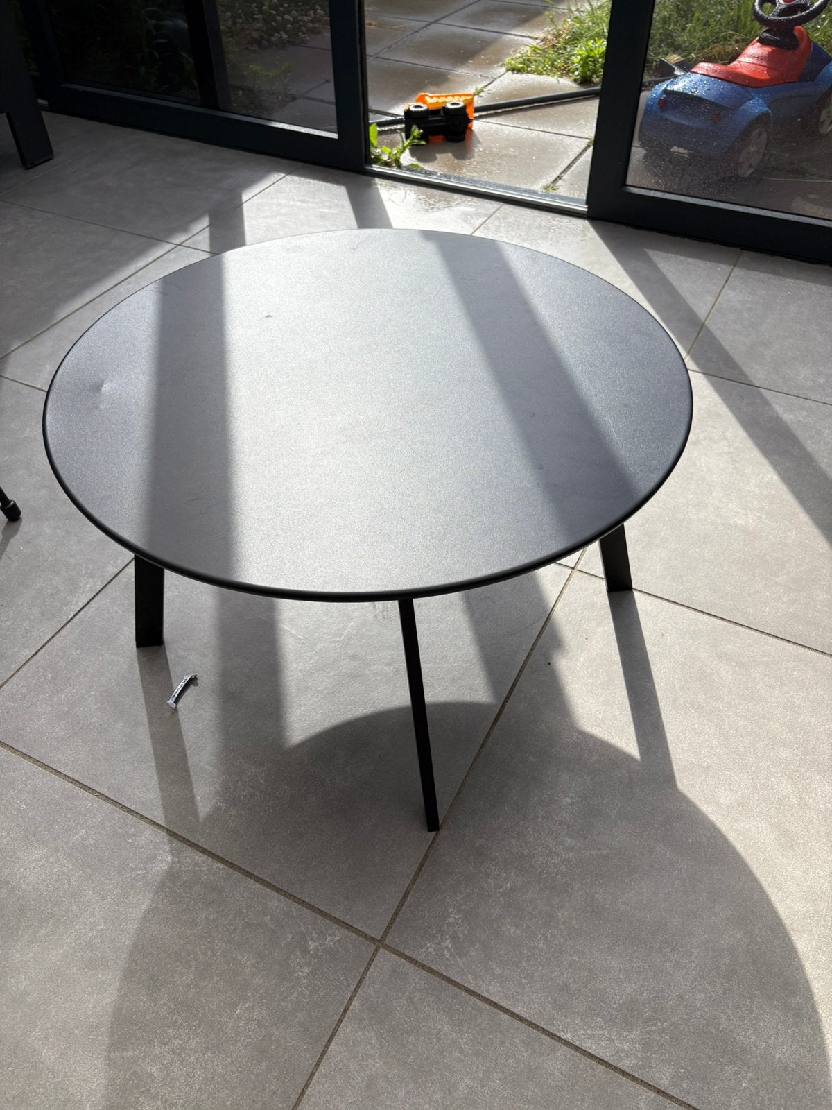 Metaal tuin tafel 100 doorsnee, Ophalen, Minder dan 55 cm, Metaal of Aluminium, 60 cm of meer