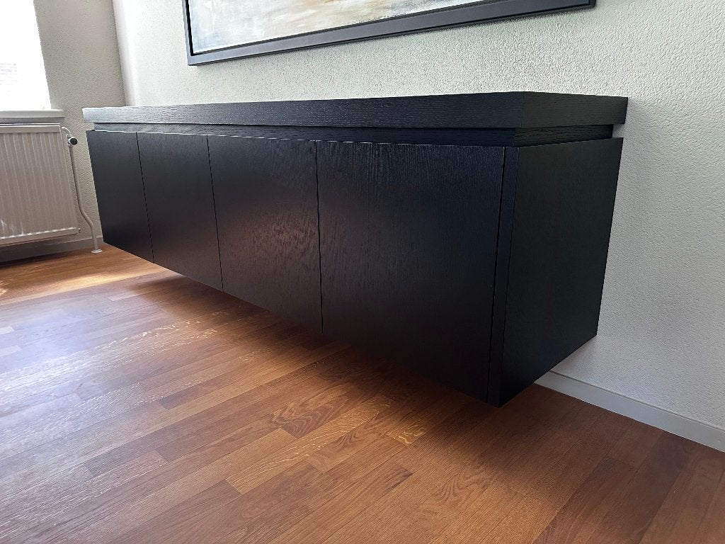 Zwart zwevend dressoir met 4 deuren, Ophalen, Met deur(en), Zo goed als nieuw, Minder dan 100 cm