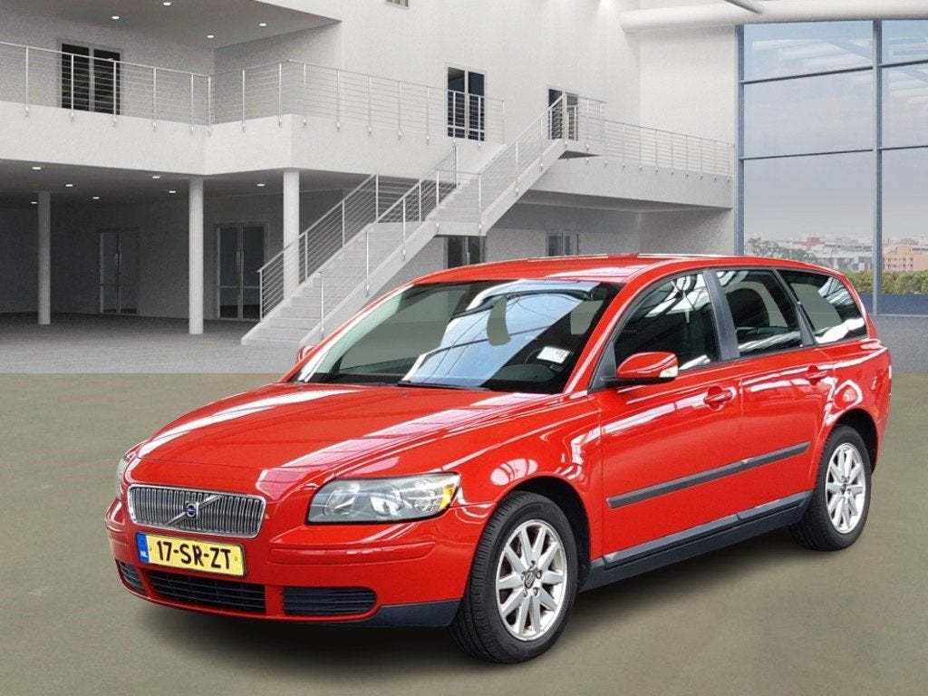 Volvo V50 1.8 Kinetic/ APK 17-08-2027, Auto's, Voorwielaandrijving, 125 pk, 4 cilinders, Electronic Stability Program (ESP)