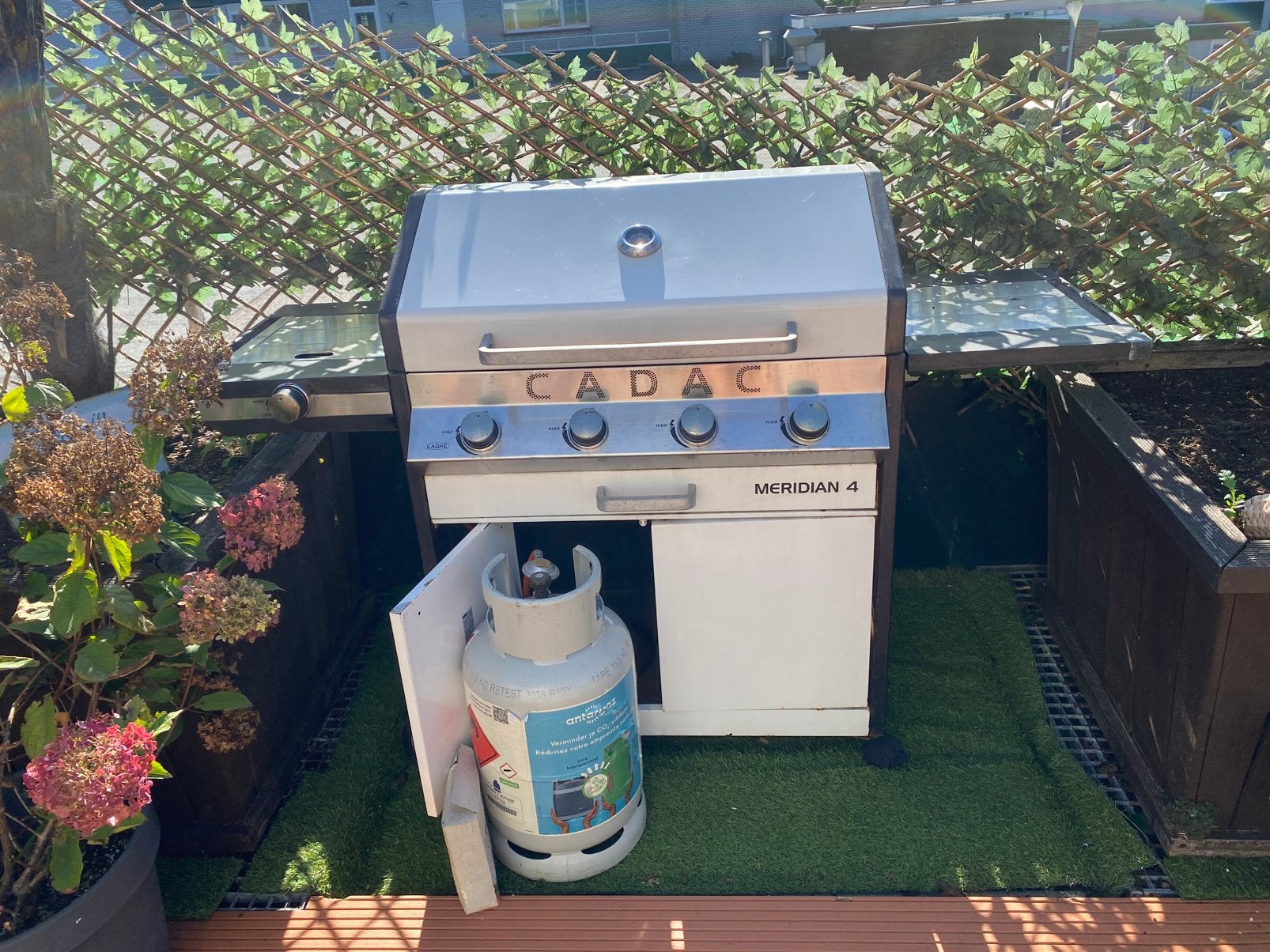 Barbeque, Ophalen, Gebruikt