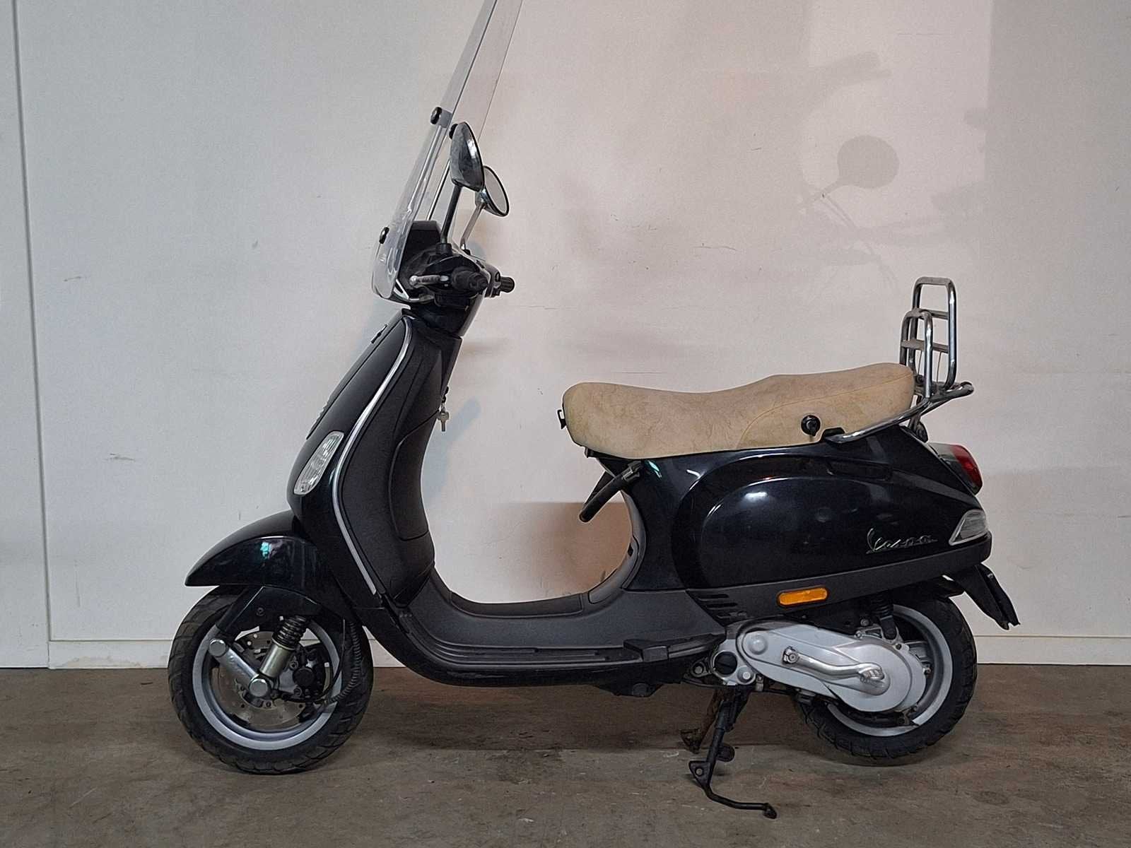 Piaggio Vespa LX 50 25km snorscooter 2-takt, Fietsen en Brommers, Scooters | Vespa, Gebruikt, Vespa LX