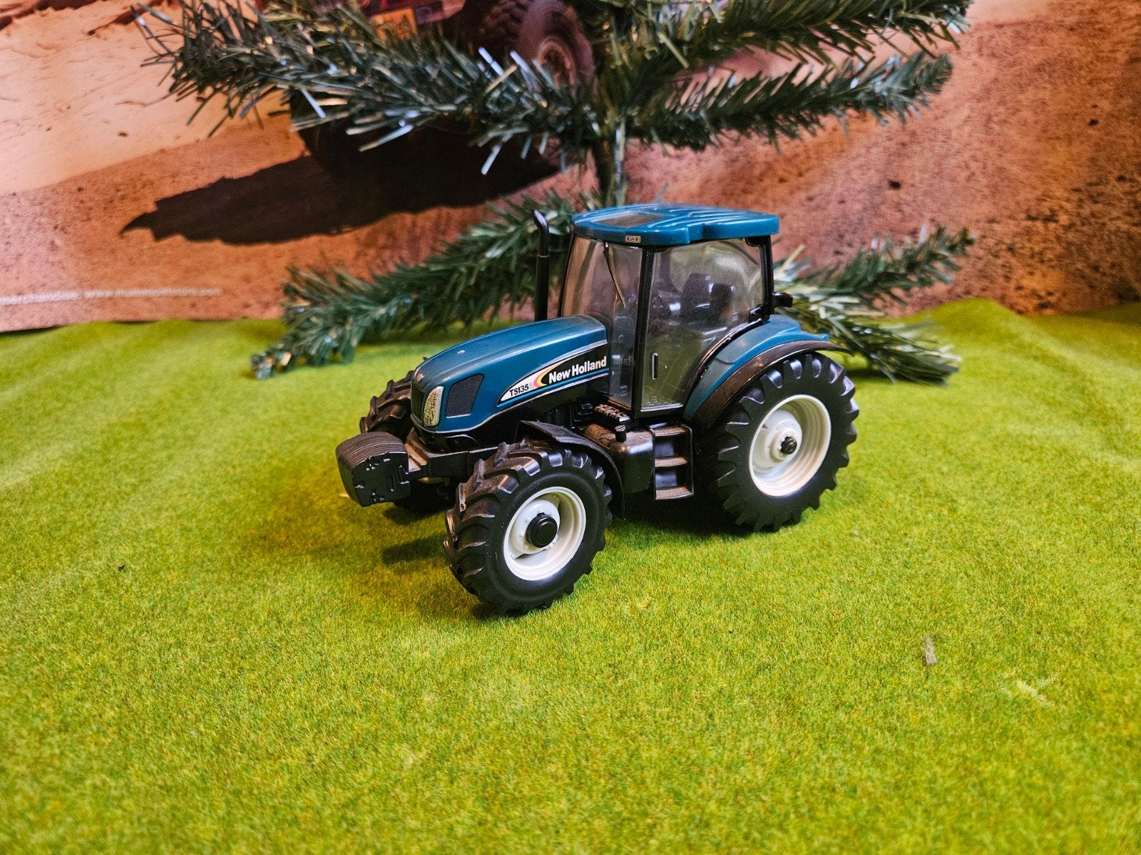 Te koop new holland britains., Ophalen of Verzenden, Gebruikt, Tractor of Landbouw, Britains