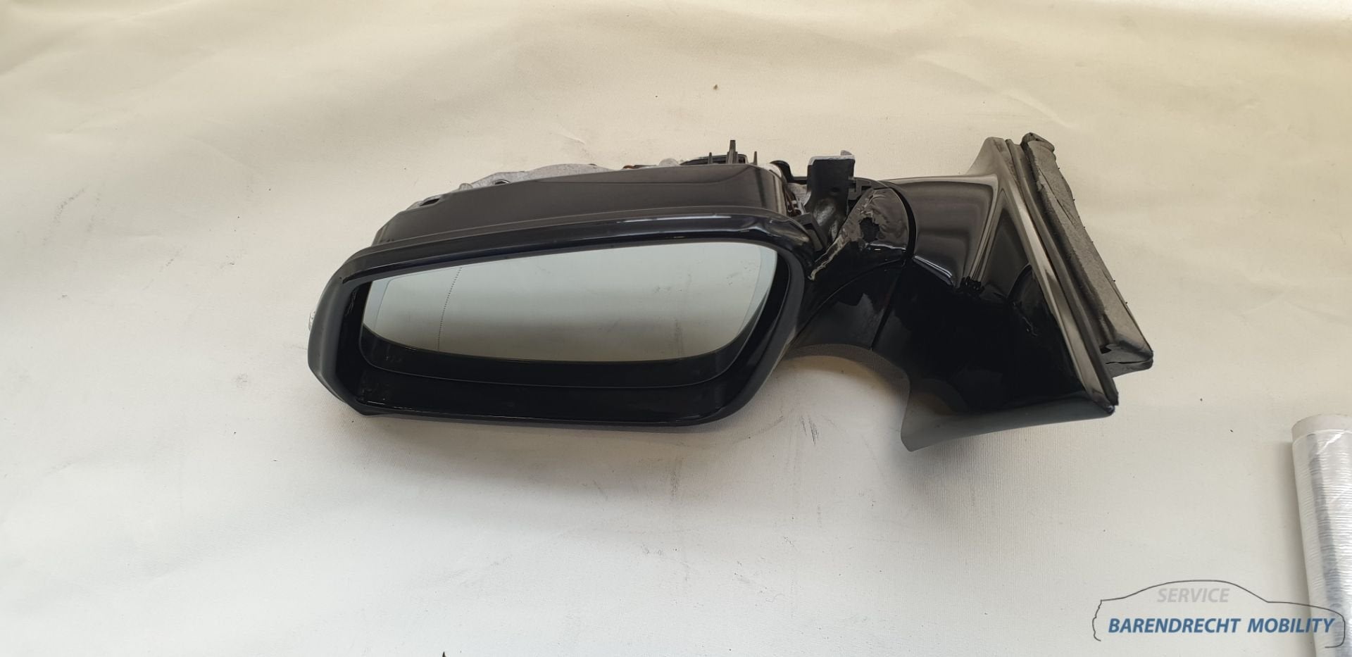 Buitenspiegel links BMW F10 F 11 5 serie automatisch dimmend, Auto-onderdelen, Spiegels, Petuelring 130
80788  Munich, DE, Gebruikt