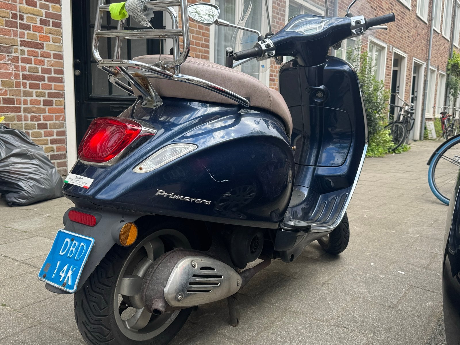 Vespa Primavera 2015 - Goed onderhouden woon-werk scooter, Gebruikt, Overige modellen, Ophalen of Verzenden, Benzine