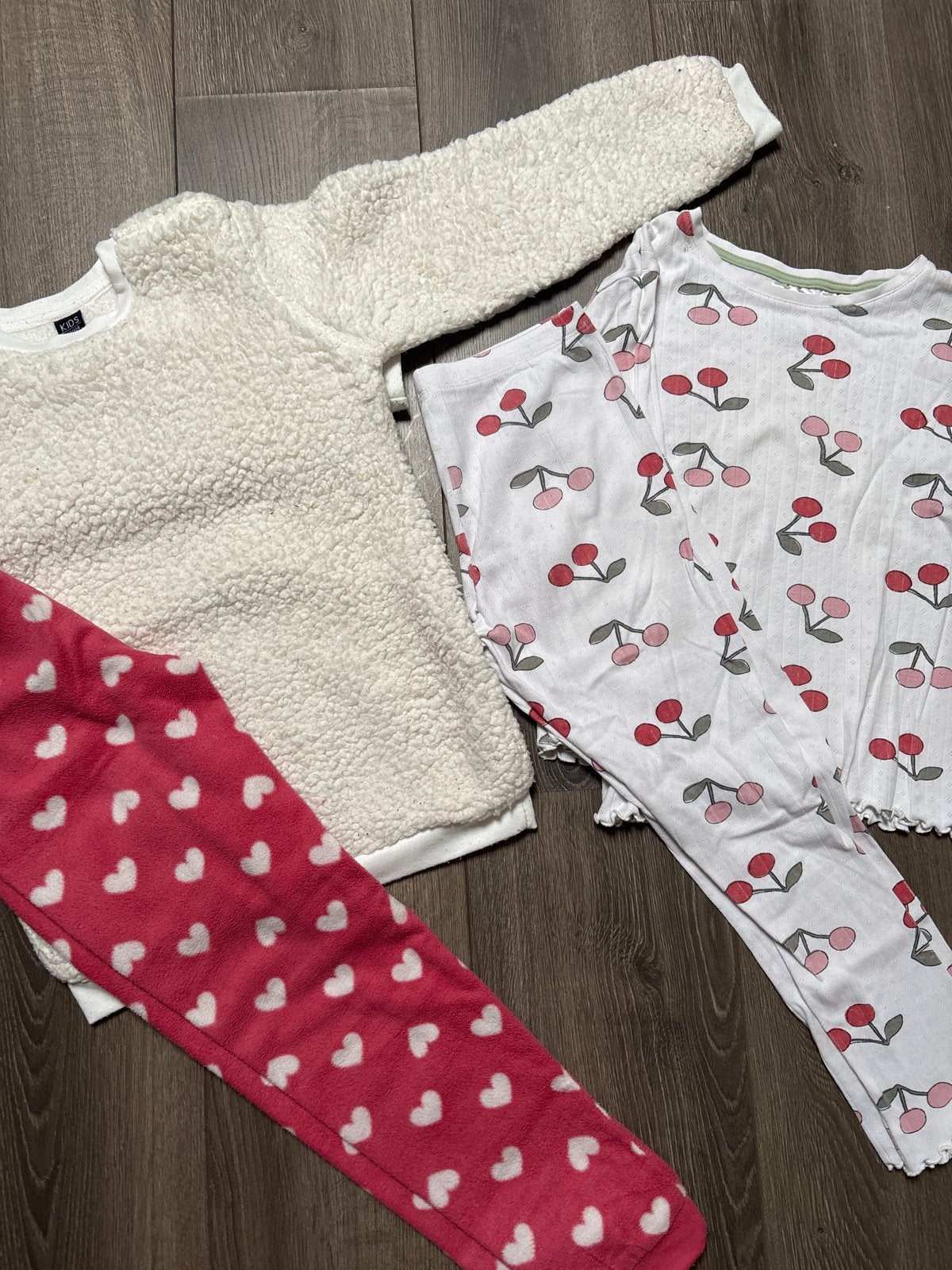 Pyjama’s maat 128/124, Kinderen en Baby's, Kinderkleding | Maat 128, Ophalen of Verzenden, Gebruikt, Meisje, Setje