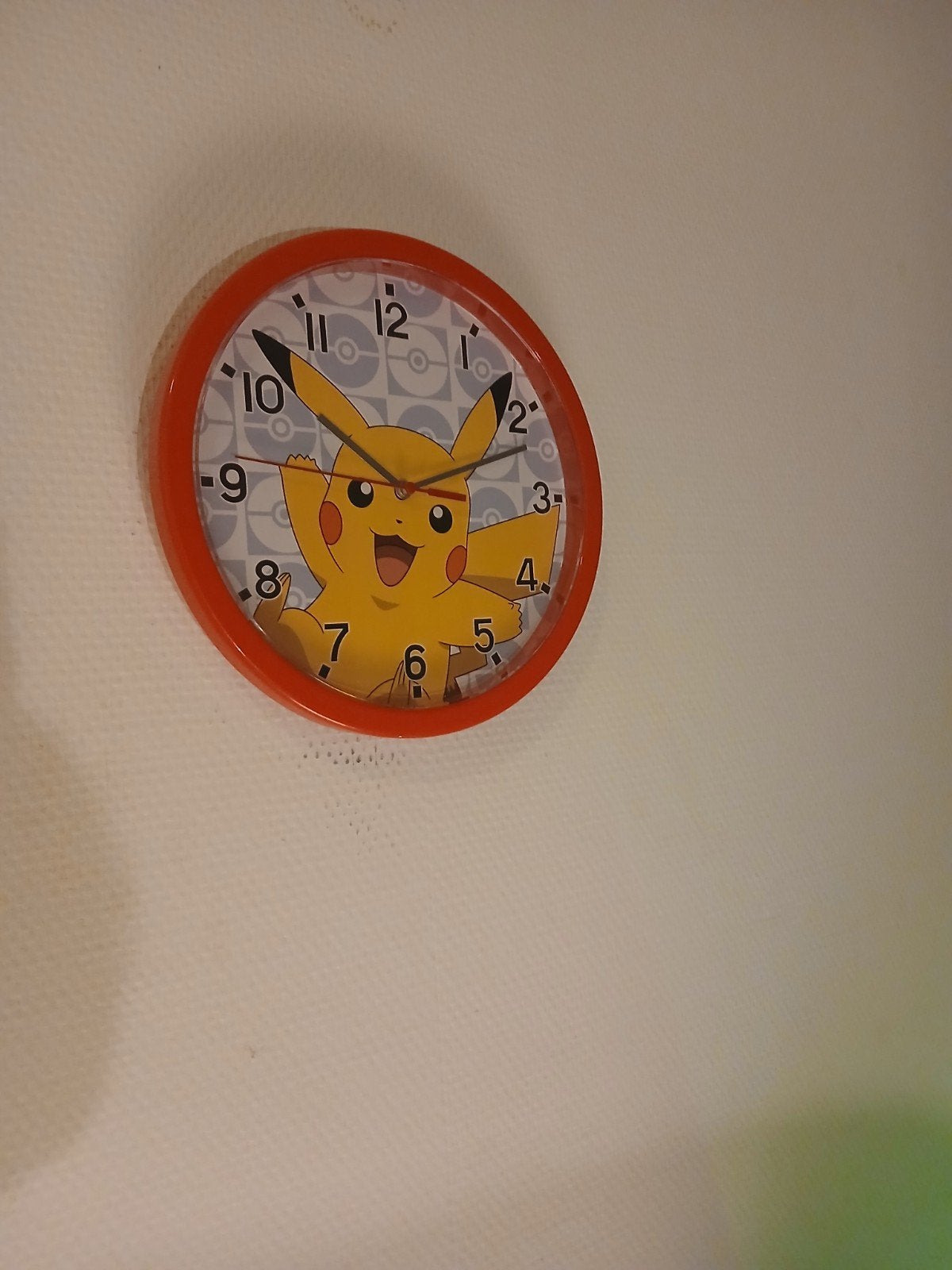 Pickachu klok, Ophalen of Verzenden, Zo goed als nieuw