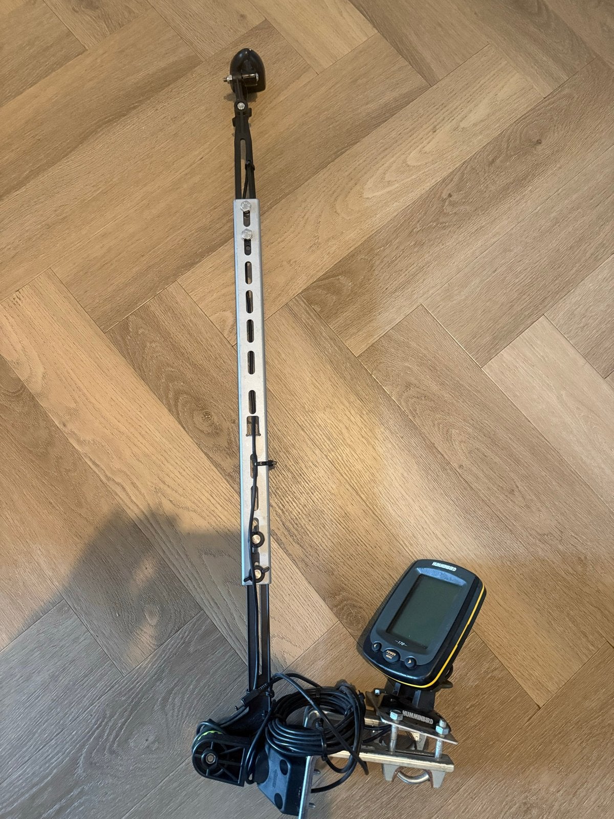 Humminbird Fishfinder 170 met transducer en steun, Watersport en Boten, Ophalen of Verzenden, Gebruikt, Overige typen