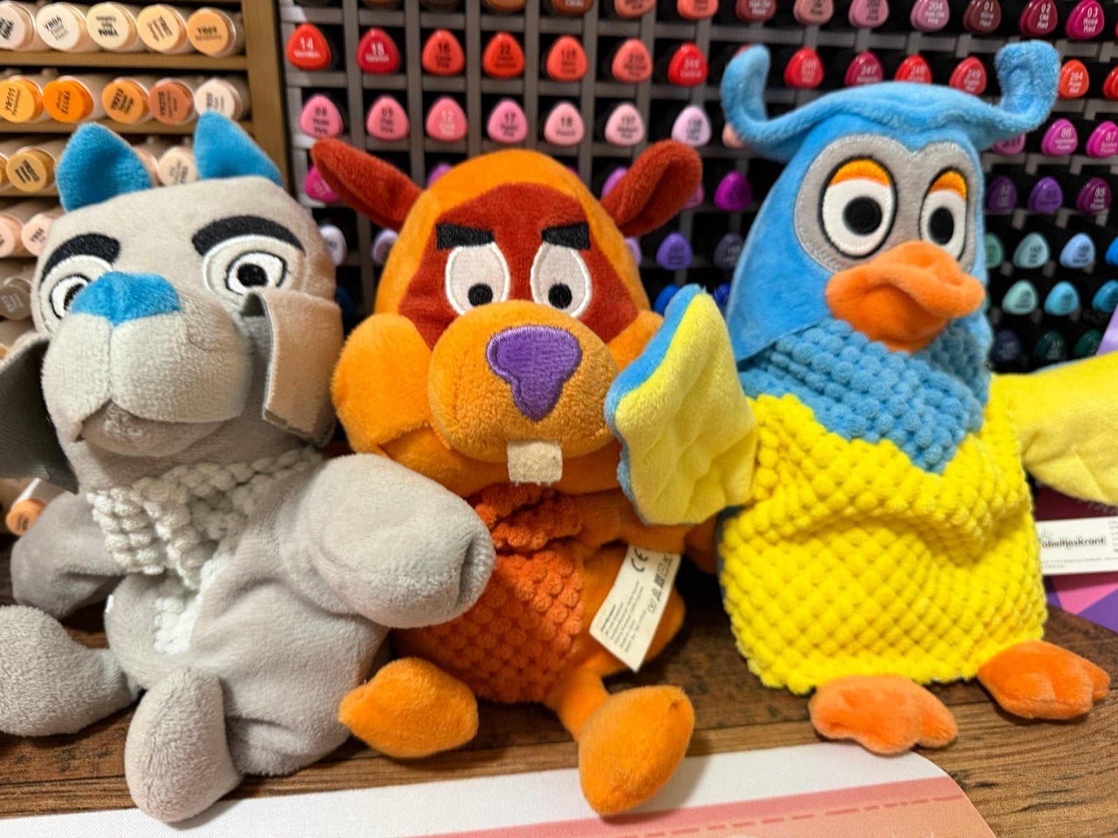 Set van 3 knuffels: hond, bever en uil, Zo goed als nieuw, Middelgroot (20 tot 80 cm), Meerkleurig, Hond
