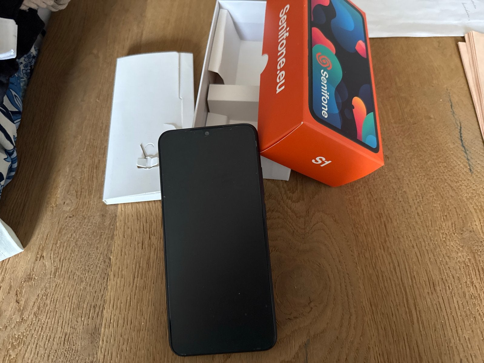 Senifone S1 Senioren Smartphone - Zo goed als nieuw, Telecommunicatie, Mobiele telefoons | Overige merken, Ophalen, Overige modellen