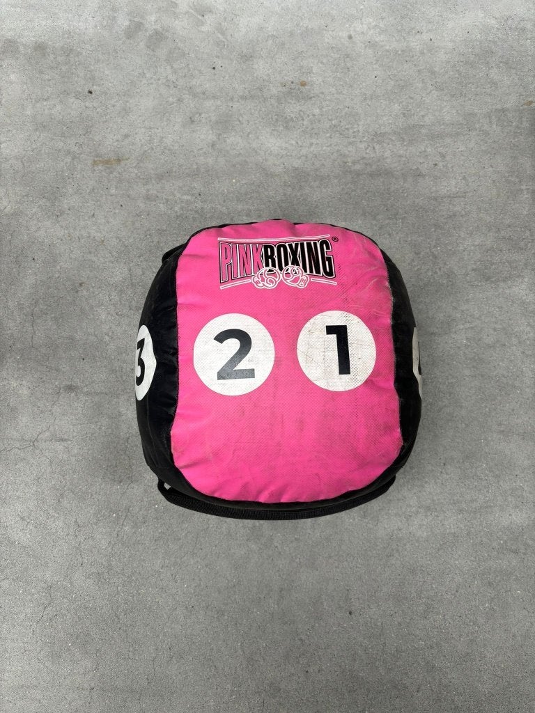 Pink Boxing Ball - 8kg - Roze, Ophalen of Verzenden, Nieuw, Benen, Fitnessbal