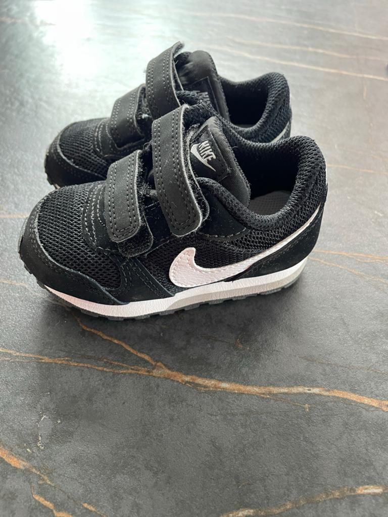 Schoenen Nike maat 21, Ophalen of Verzenden, Zo goed als nieuw, Jongetje of Meisje, Schoentjes