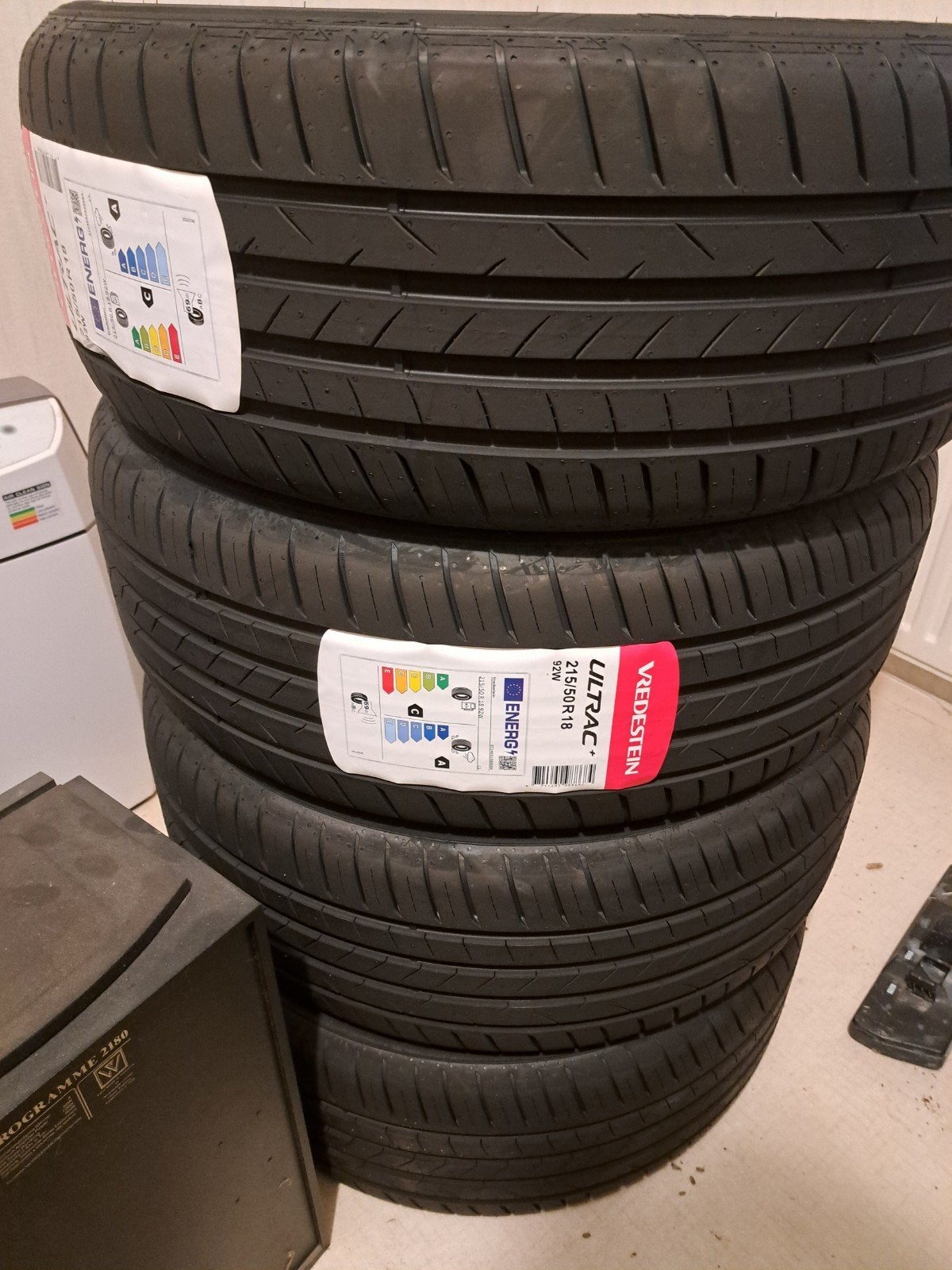 vredestein autobanden 215/50-R18, Ophalen, 18 inch, 215 mm, Nieuw