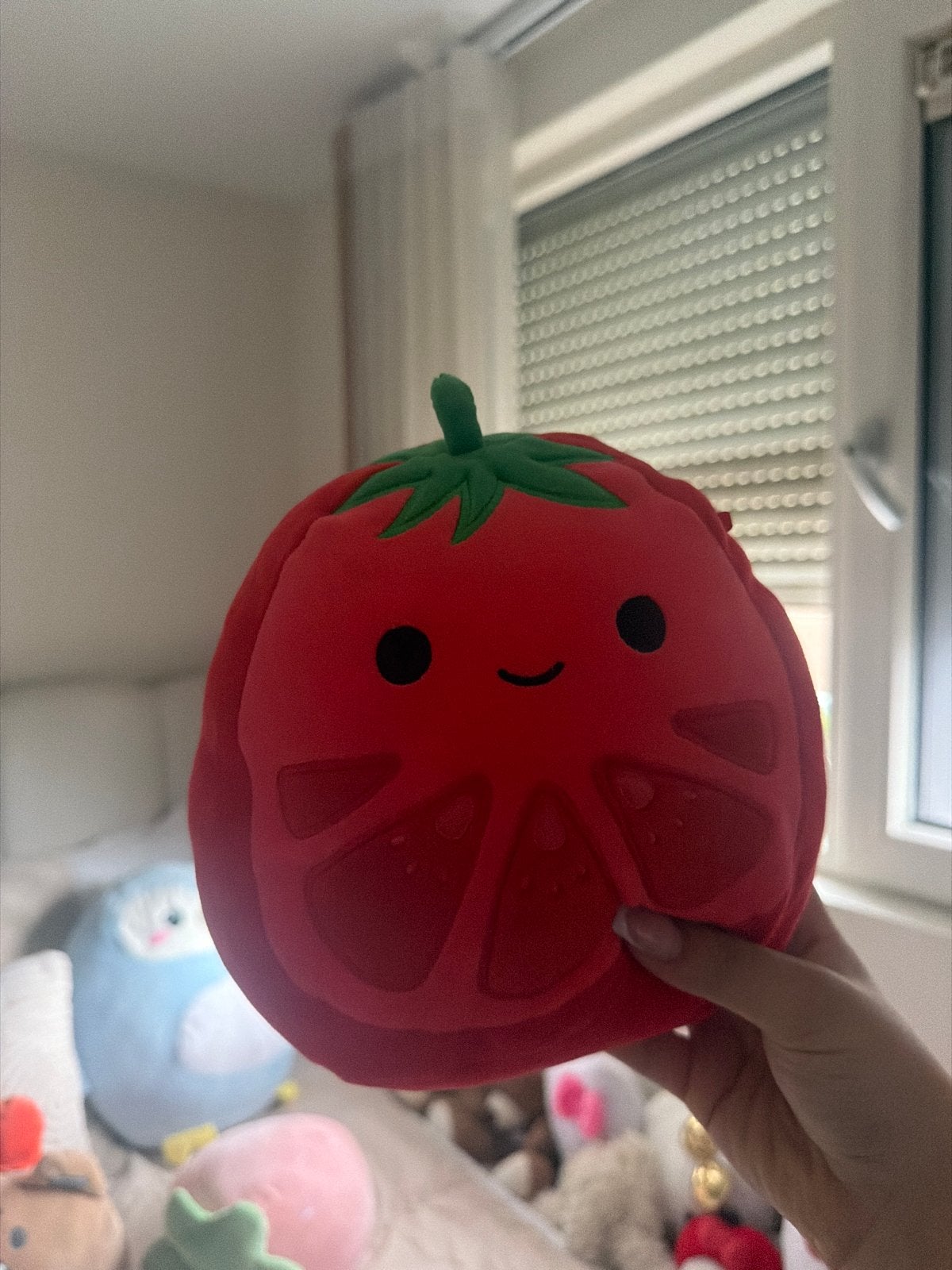 Squishmallow Tomate Pluche Knuffel - Zo goed als nieuw, Kinderen en Baby's, Overige typen, Ophalen of Verzenden, Zo goed als nieuw
