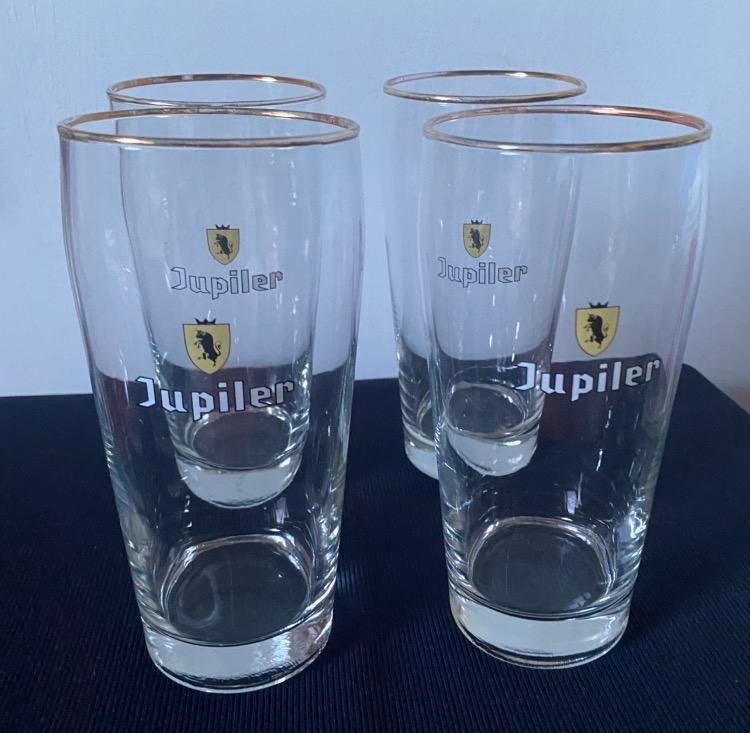 4 Jupiler bierglazen.  Halve liter.  Hoogte 17,5 cm, Verzamelen, Biermerken, Ophalen of Verzenden, Zo goed als nieuw, Glas of Glazen