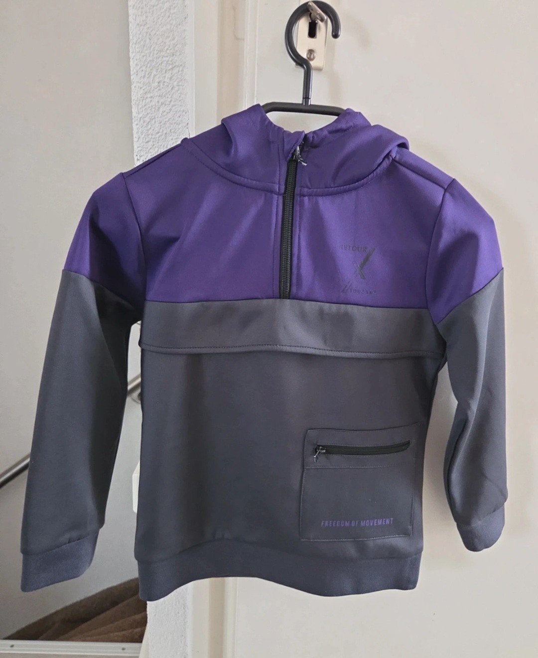 Retour Touzani trui 128, Ophalen of Verzenden, Zo goed als nieuw, Jongen, Trui of Vest