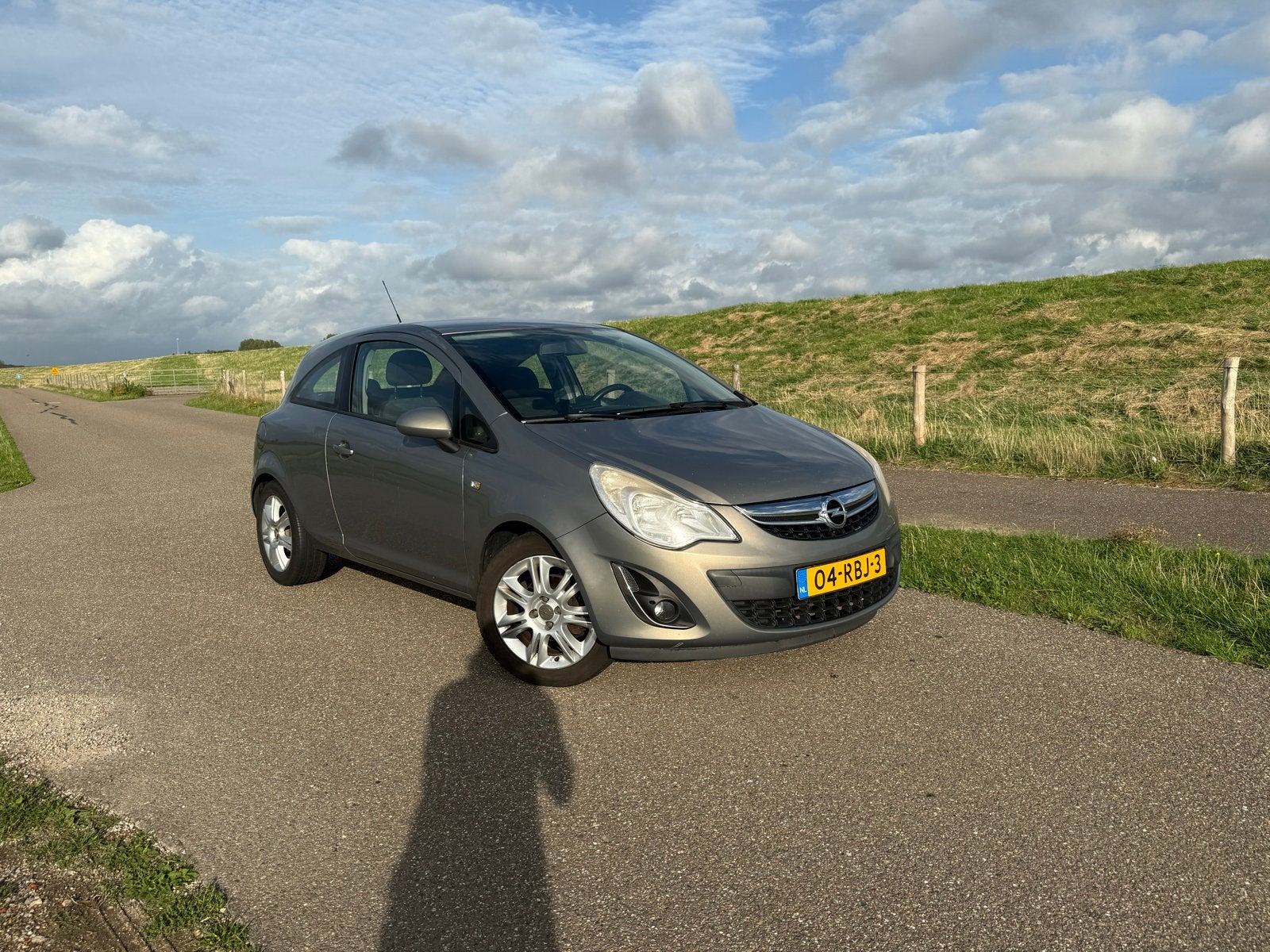 Opel Corsa 1.2  2011 Bruin, Auto's, Voorwielaandrijving, 450 kg, Bruin, 1229 cc