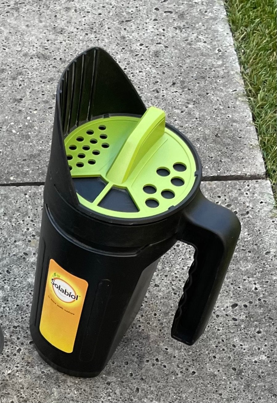 Meststof strooier van Solabiol, Tuin en Terras, Ophalen