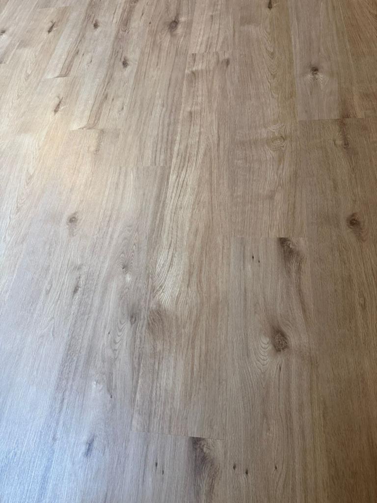 40 m2 laminaatvloer, Doe-het-zelf en Verbouw, Vloerdelen en Plavuizen, Ophalen, Gebruikt, 50 tot 150 cm, 10 m² of meer