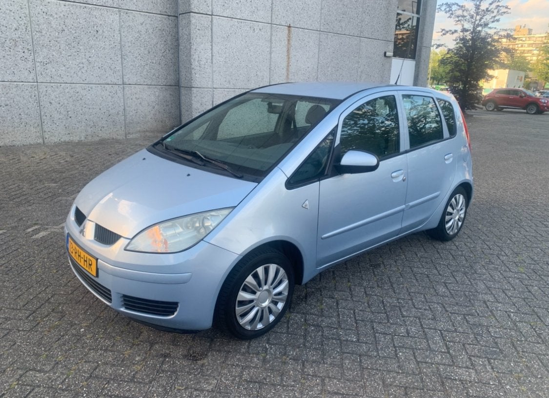 Mitsubishi Colt 1.3 CZ5 2005 AIRCO APK 4-Deurs