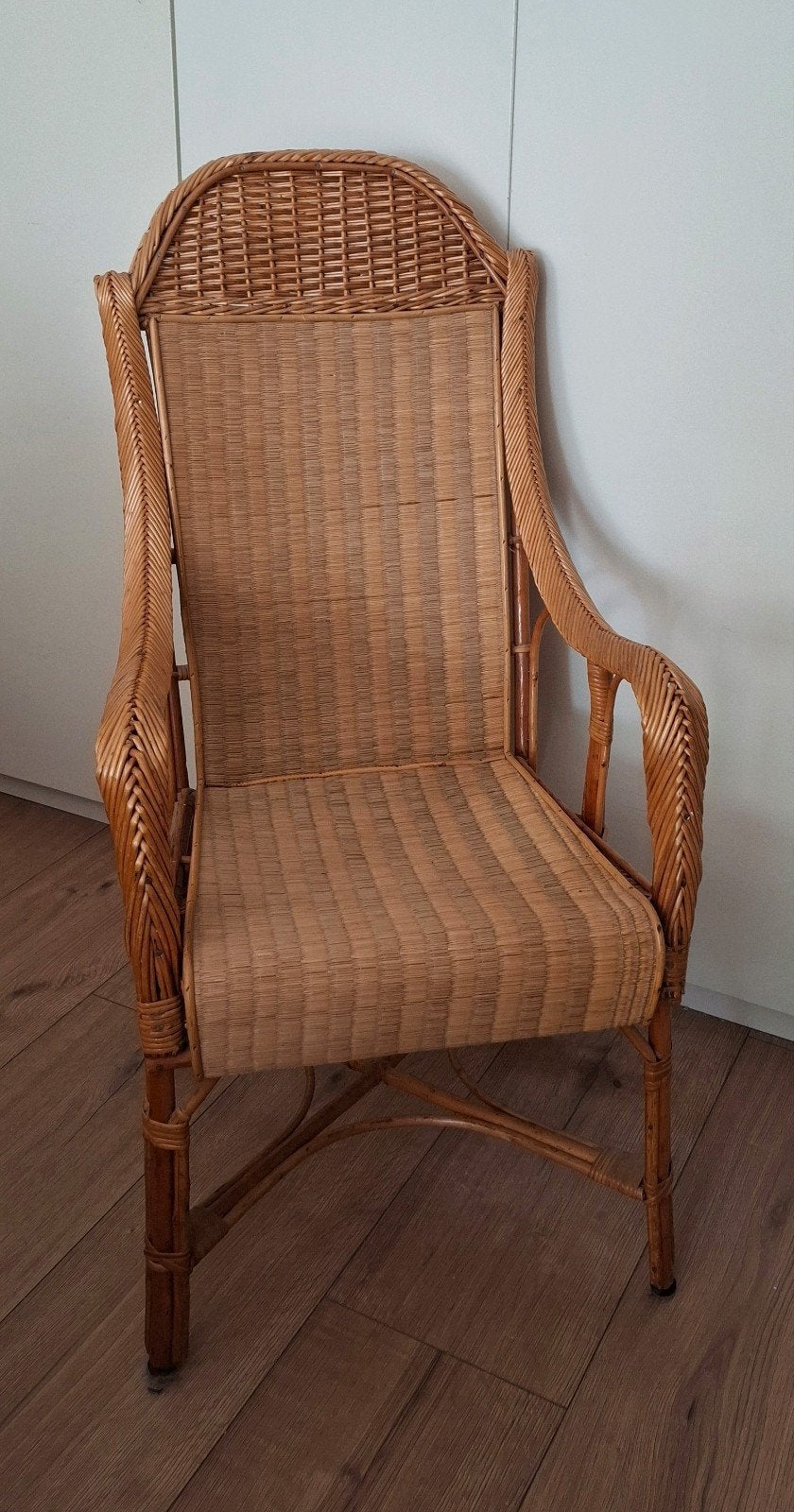 Mooie vintage rotan stoel met biezen zitting en rugleuning, Huis en Inrichting, Ophalen, Bruin, Riet of Rotan, Zo goed als nieuw