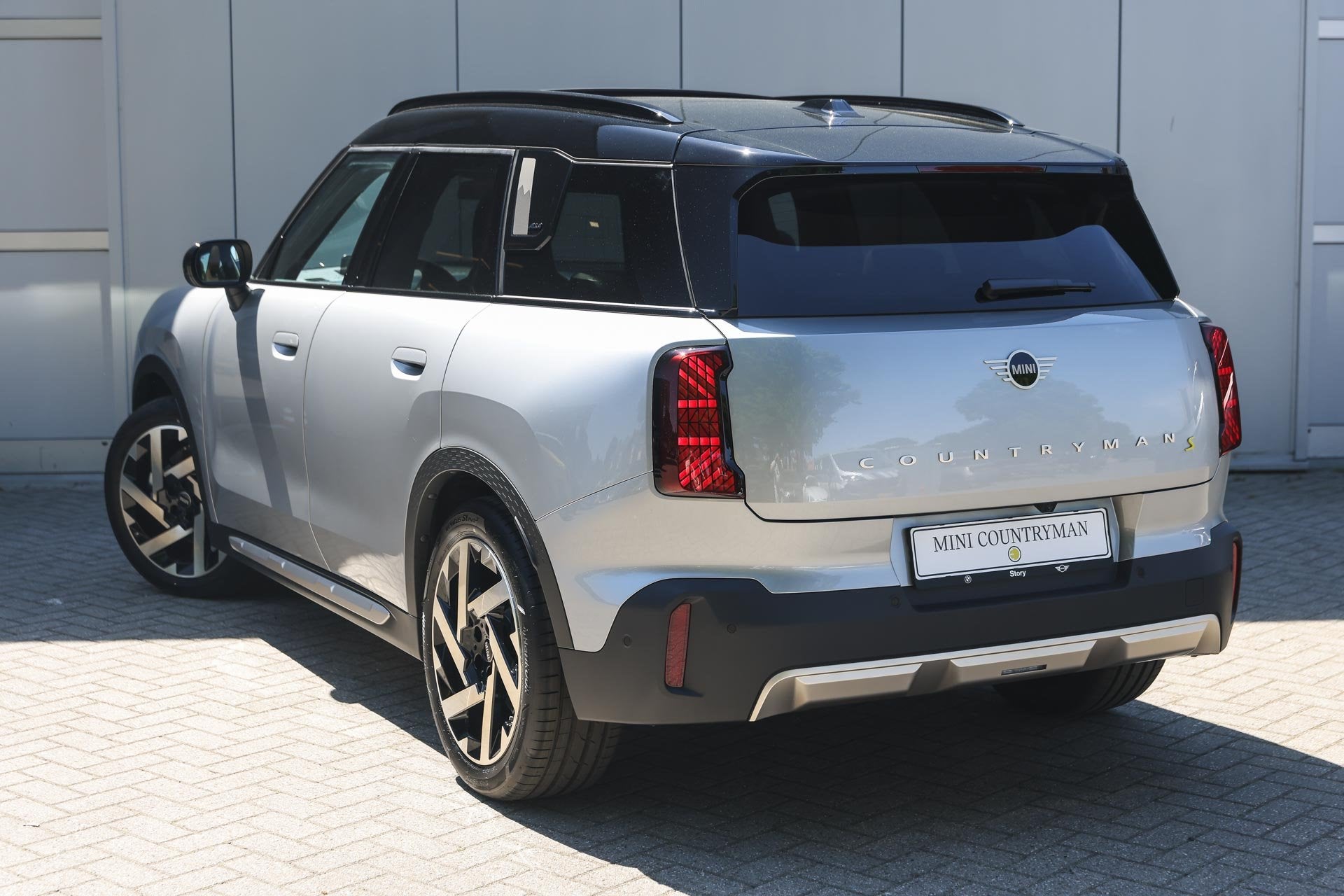 MINI Countryman Cooper S E ALL4 Automaat / Favoured Trim / P, Auto's, Automaat, Dealer onderhouden, Huisgarantie, Countryman