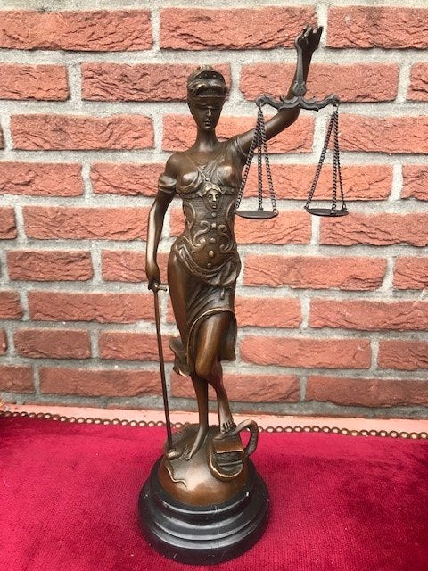 bronzen beeld, Vrouwe Justitia, 40 cm hoog, Ophalen of Verzenden, Brons